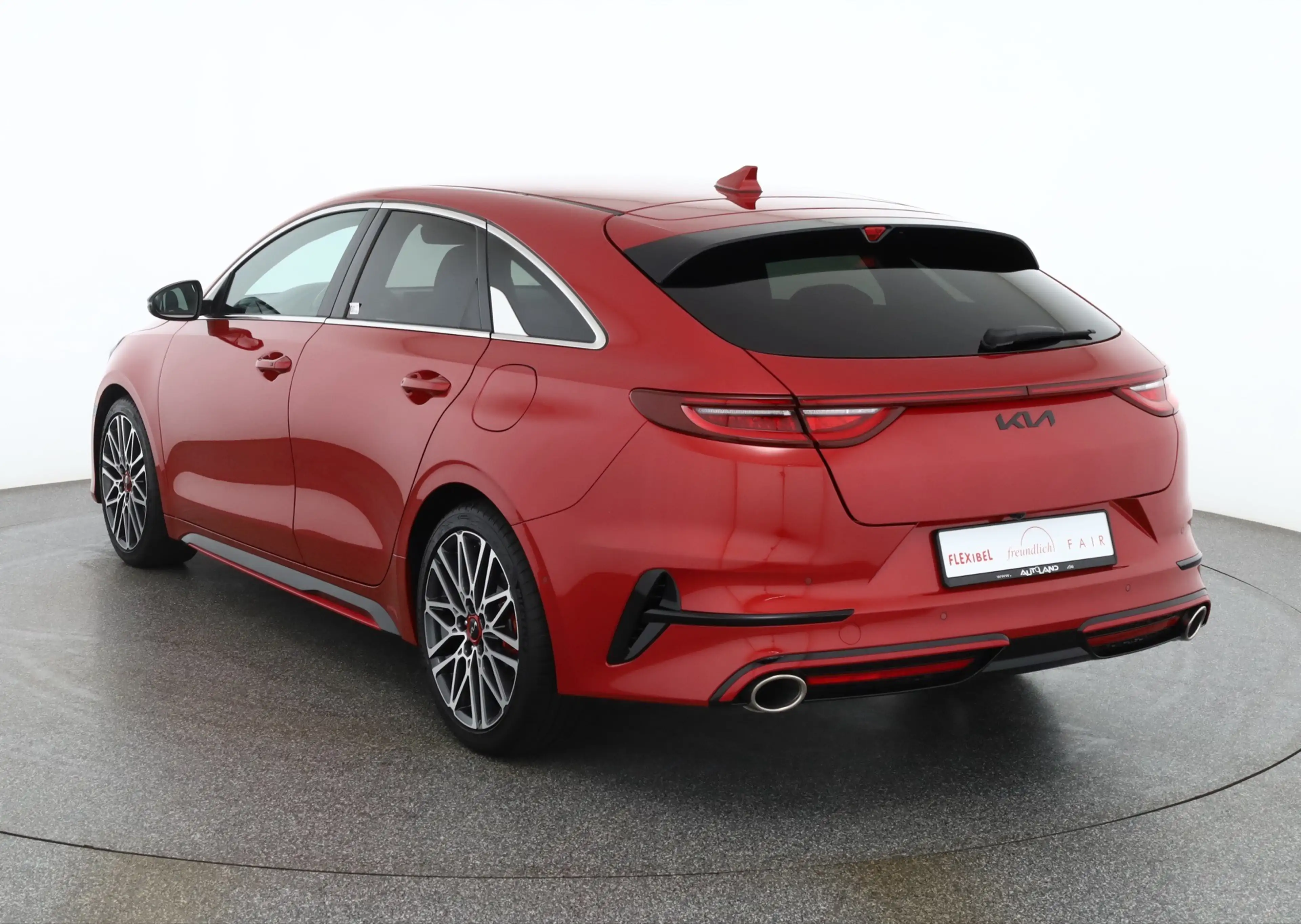 Kia ProCeed / pro_cee'd ProCeed 1.6 T-GDI DCT GT LED Navi Sitzheizung — photo 3