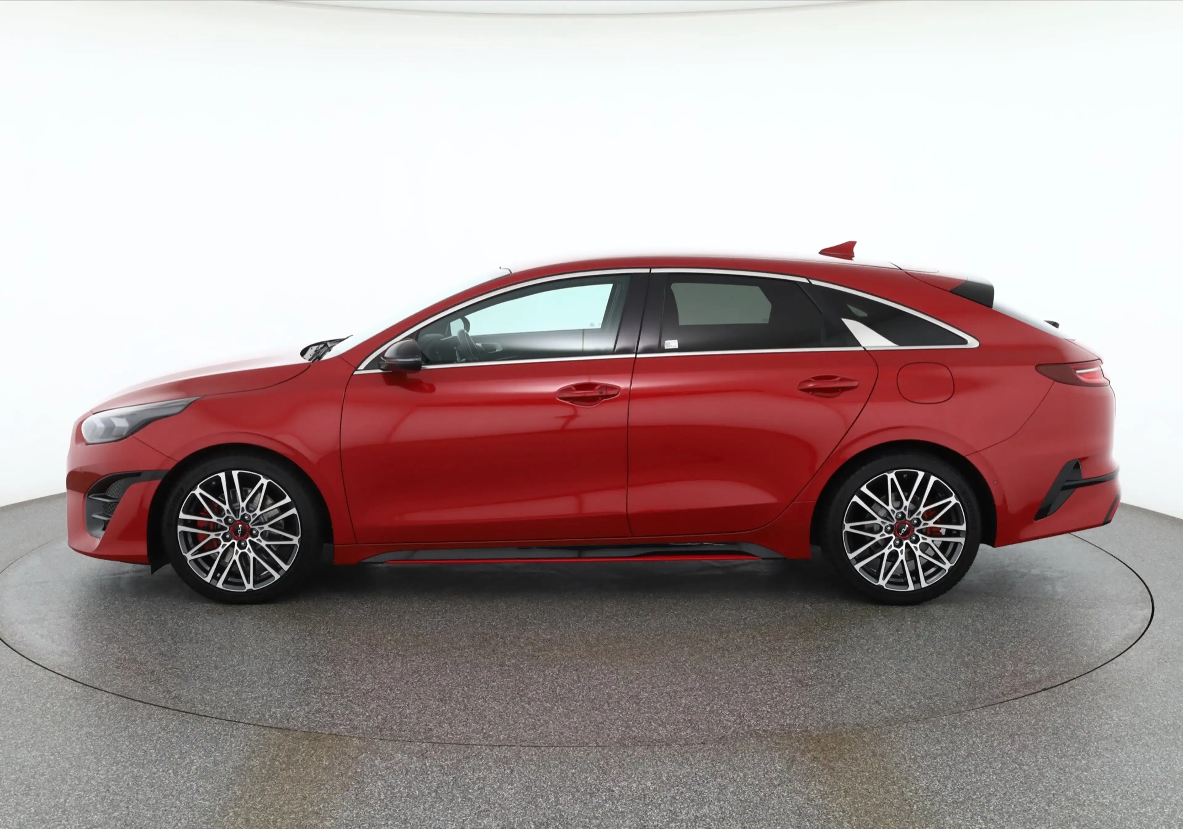 Kia ProCeed / pro_cee'd ProCeed 1.6 T-GDI DCT GT LED Navi Sitzheizung — photo 2