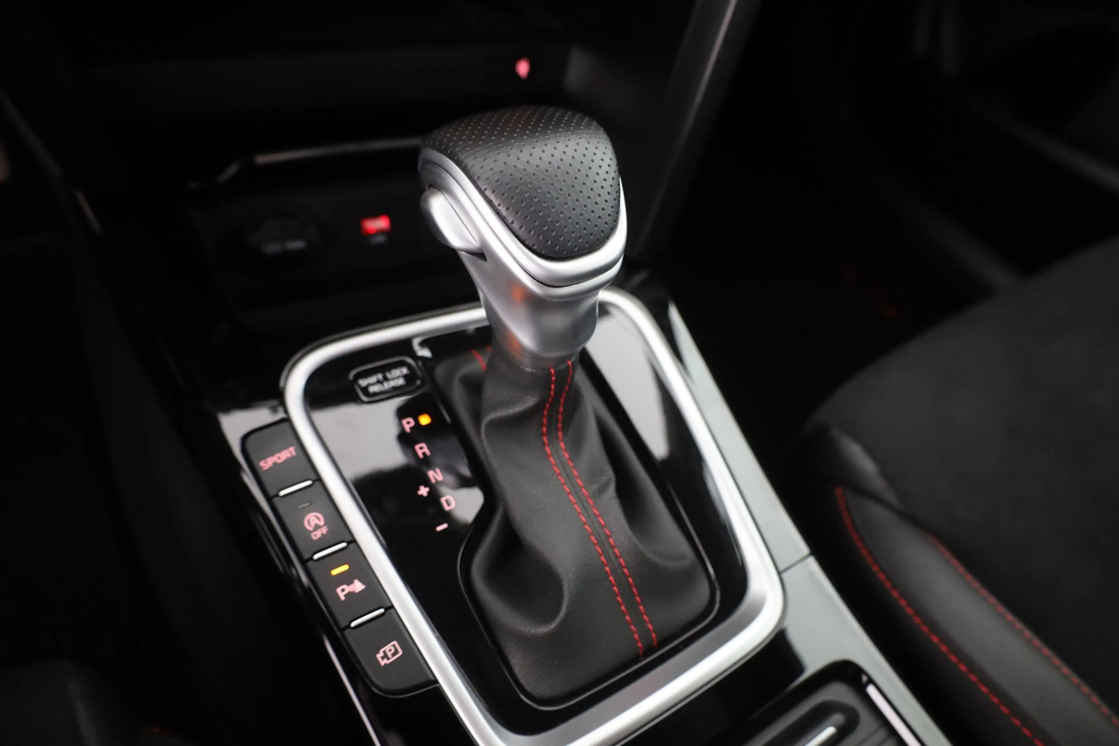 Kia ProCeed / pro_cee'd ProCeed 1.6 T-GDI DCT GT LED Navi Sitzheizung — photo 15