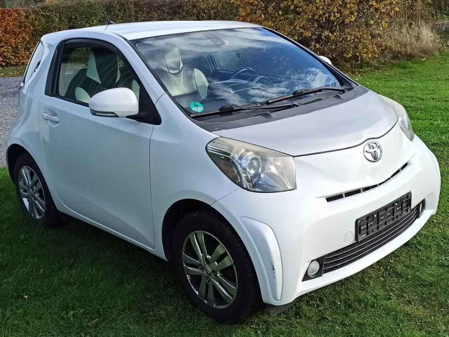 Toyota iQ iQ 1.0i VVT-i Sol Blanc - 1