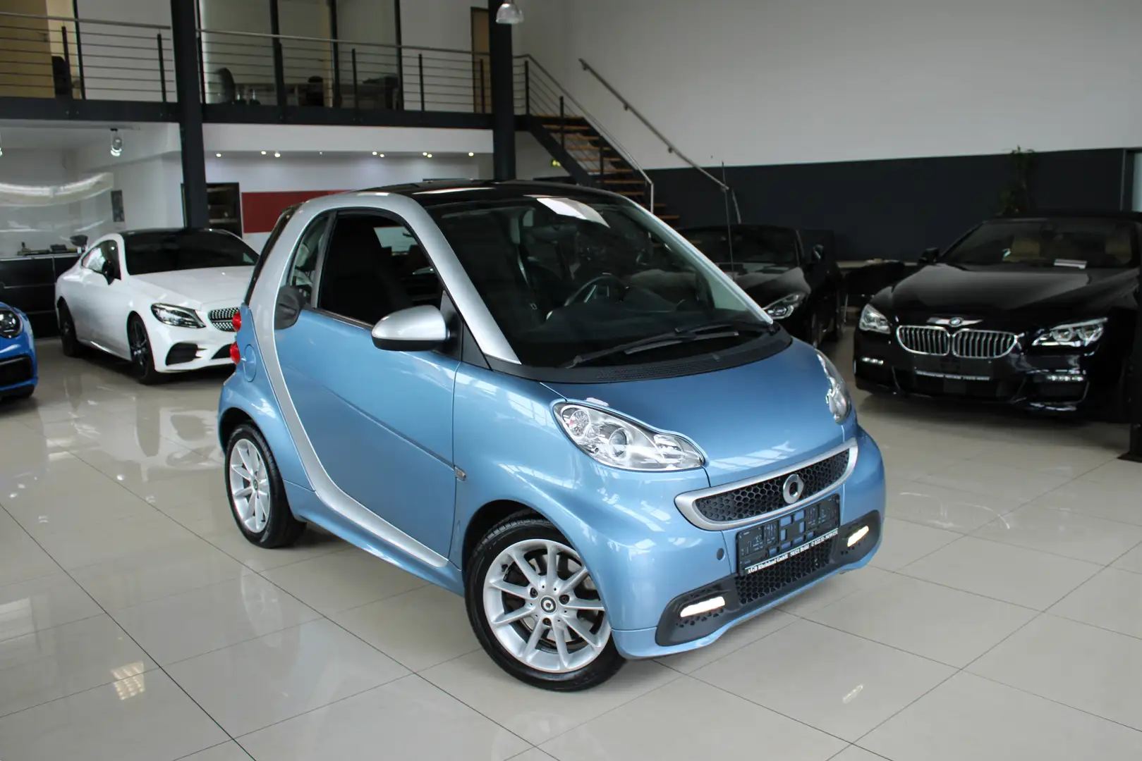 smart forTwo COUPE SOFTOUCH AUT. EDITION PASSION NAVI KLIMA TOP Blau - 1