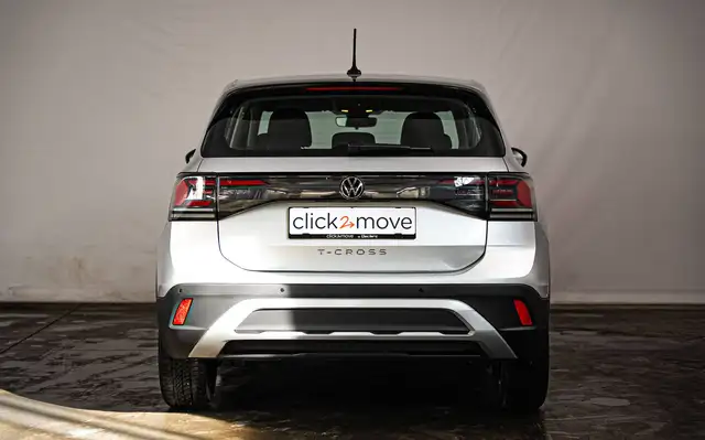 Volkswagen T-Cross view 4