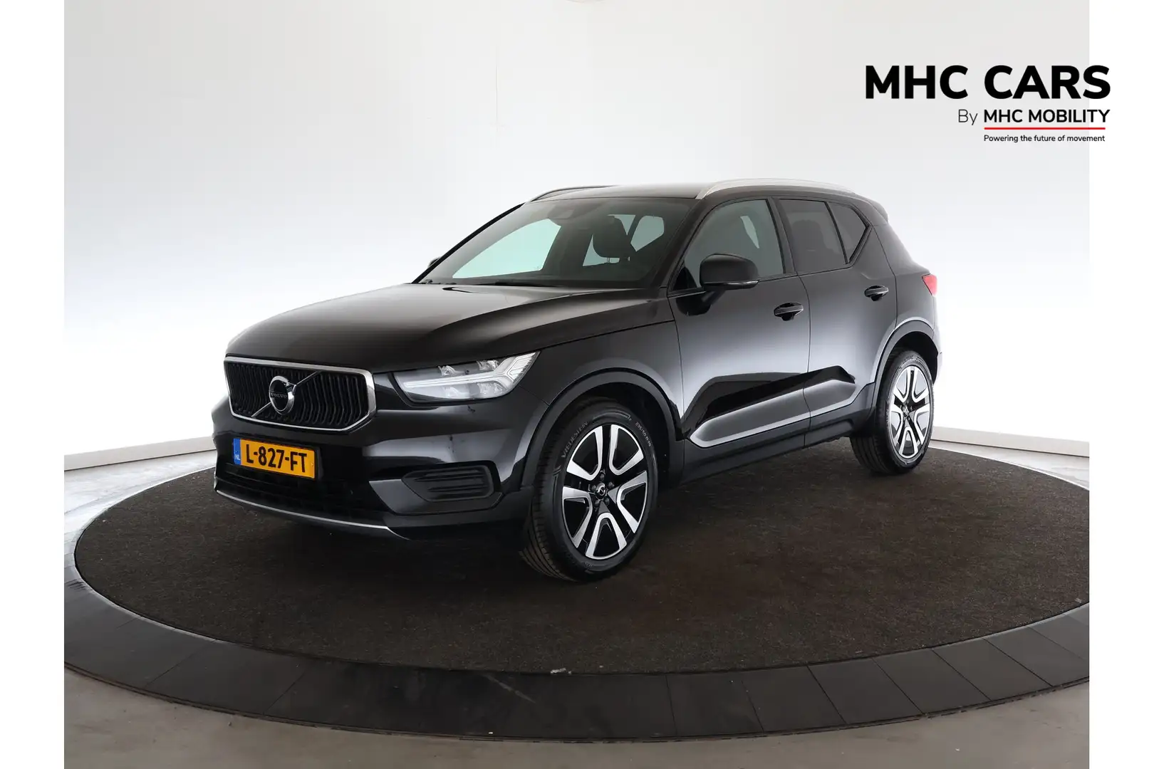 Volvo XC40 1.5 T2 Momentum Zwart - 1