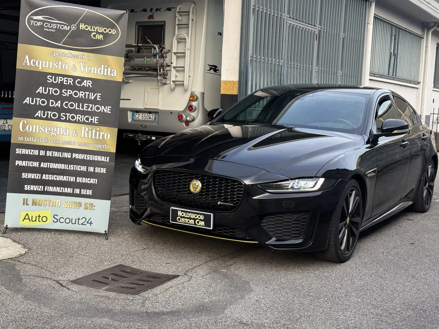 Jaguar XE 2.0 i4 R-Dynamic S rwd 250cv auto - Total black - 1