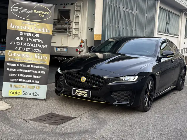 Jaguar XE 2.0 i4 R-Dynamic S rwd 250cv auto - Total black