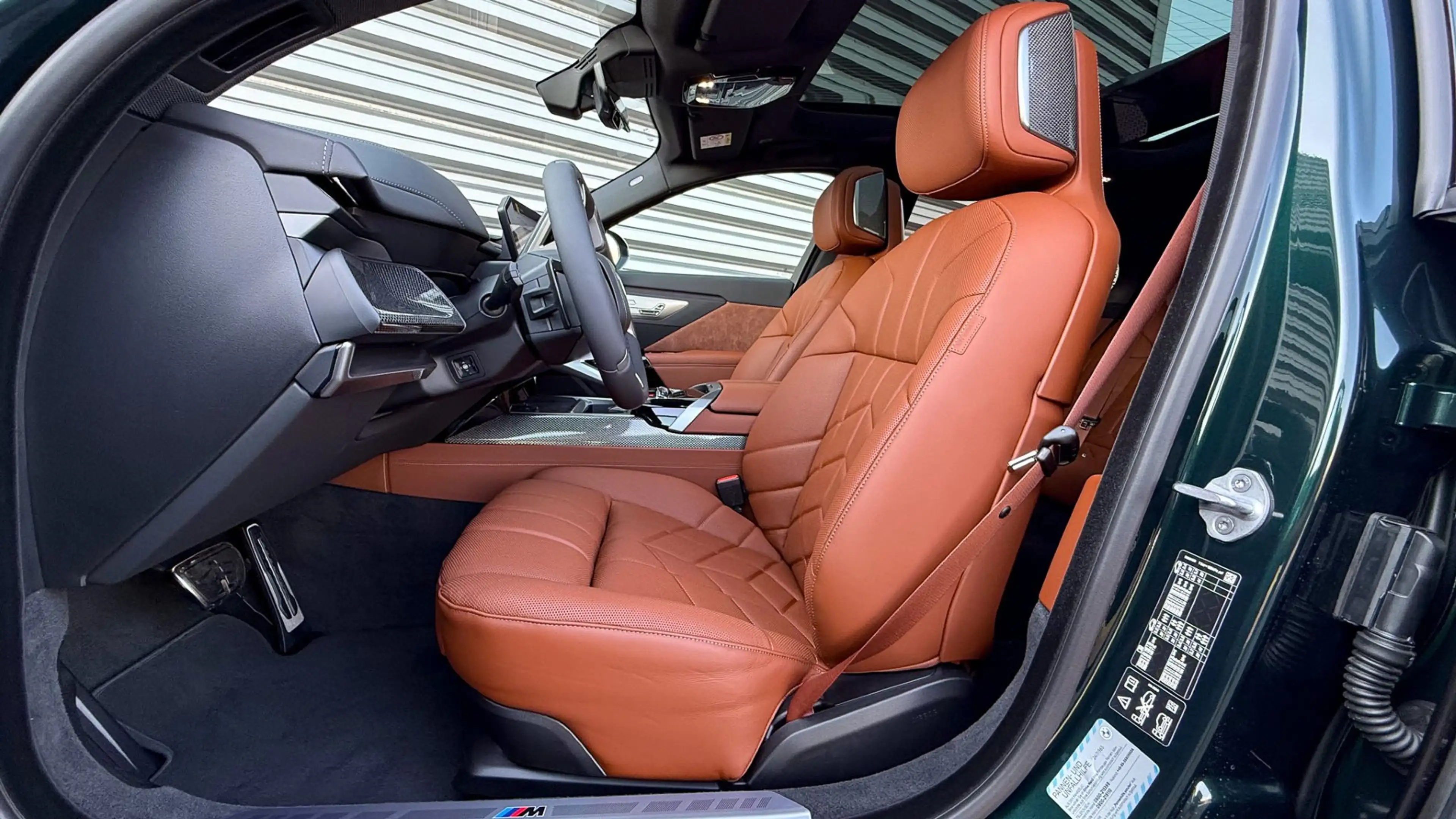 BMW 740 xDrive M-Sportpaket Pro — photo 14