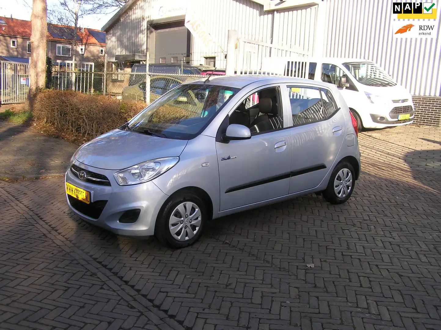 Hyundai i10 1.0 i-Drive Cool 80 d km nap pas airco nieuwe apk Gris - 1