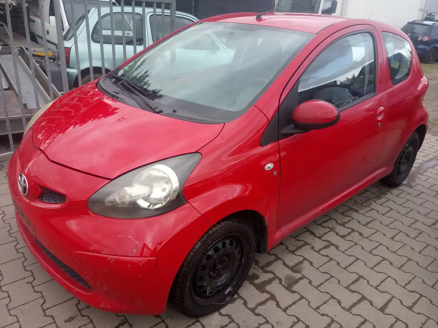 Toyota Aygo 1.0 HU & AU 10-2025! Rot - 1