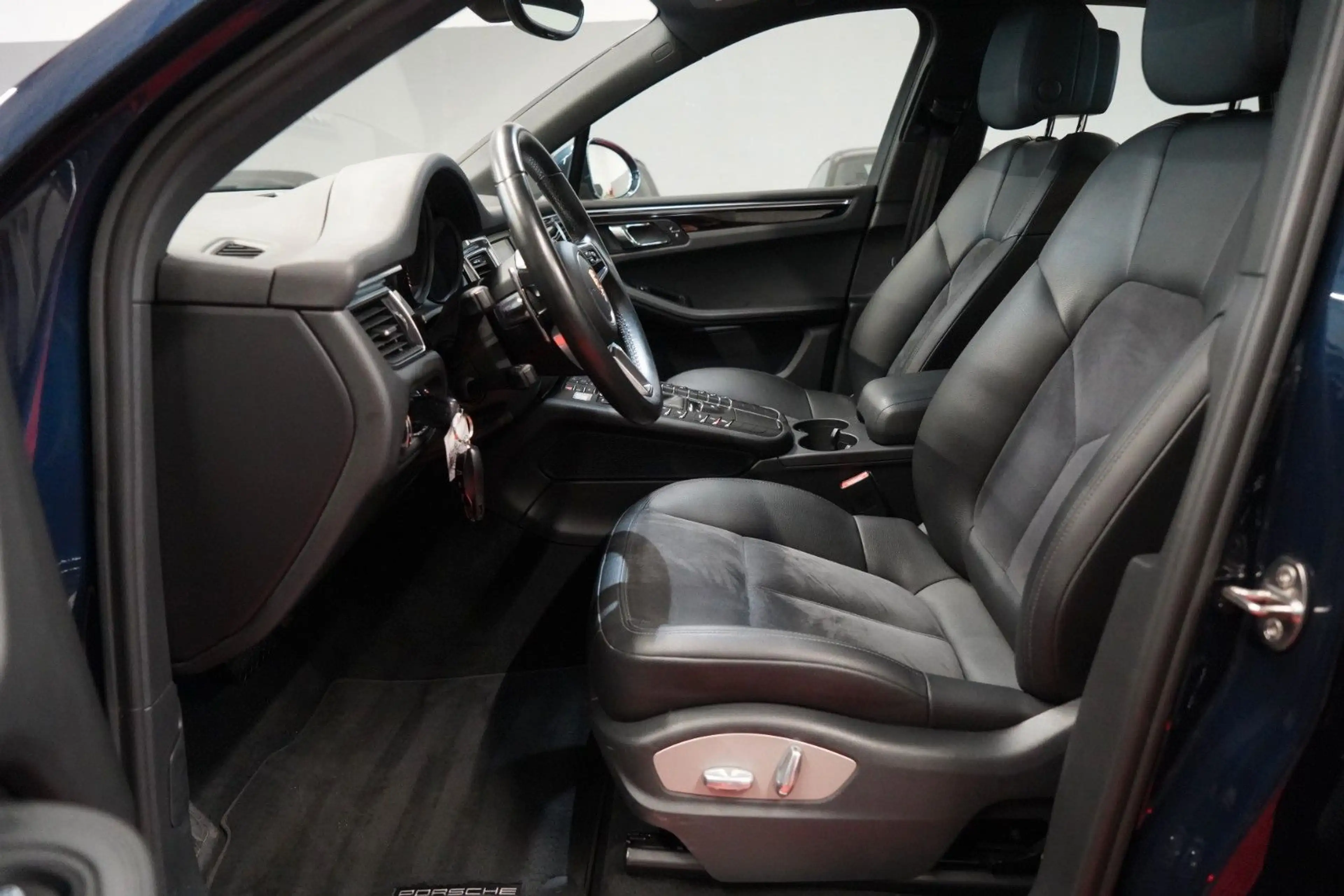 Porsche Macan S 3.0 *2.Hand*Pano*Navi*Memory*Unfallfrei* — photo 14