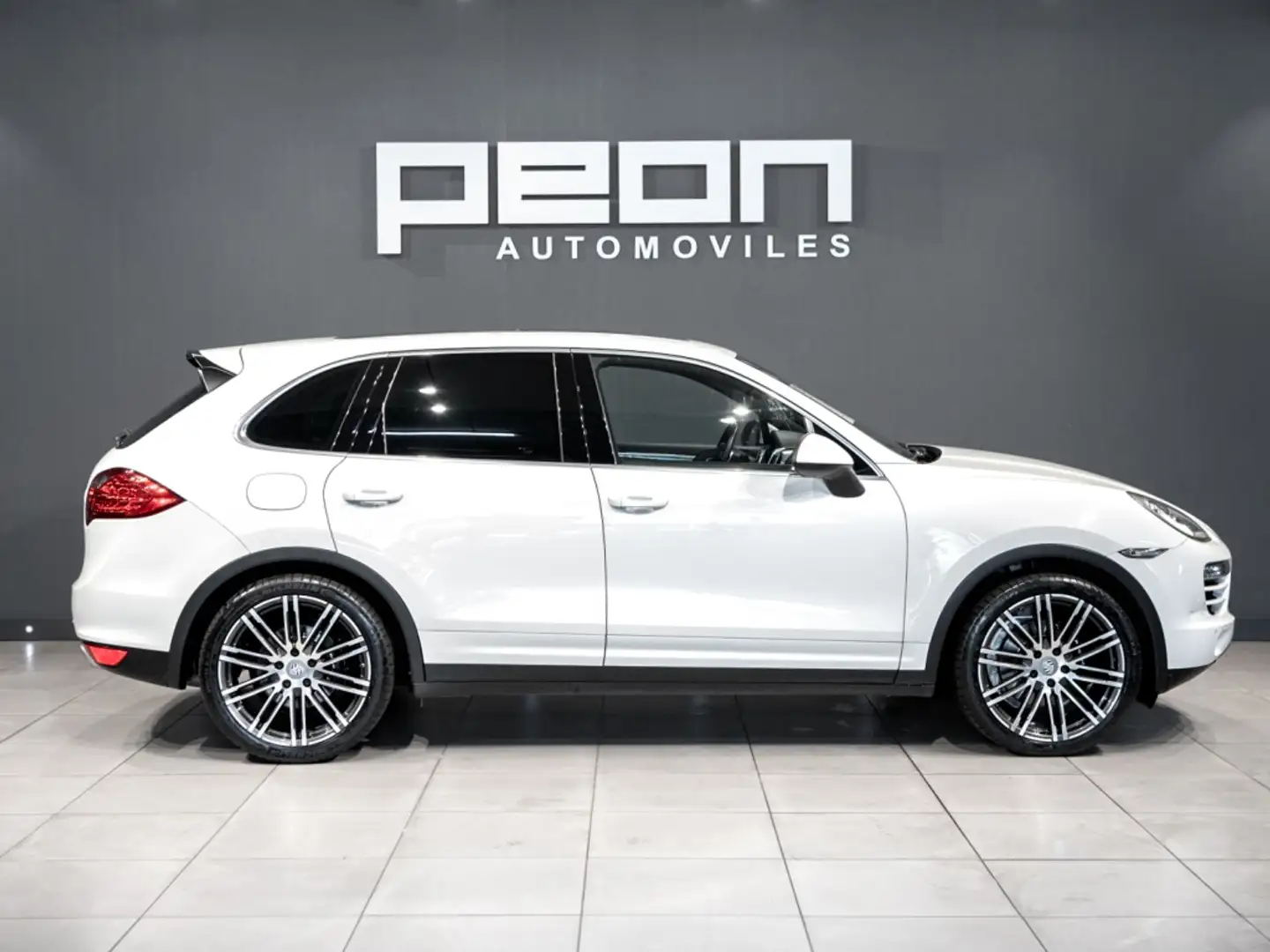 Porsche Cayenne Diesel 245 Aut. Blanco - 2