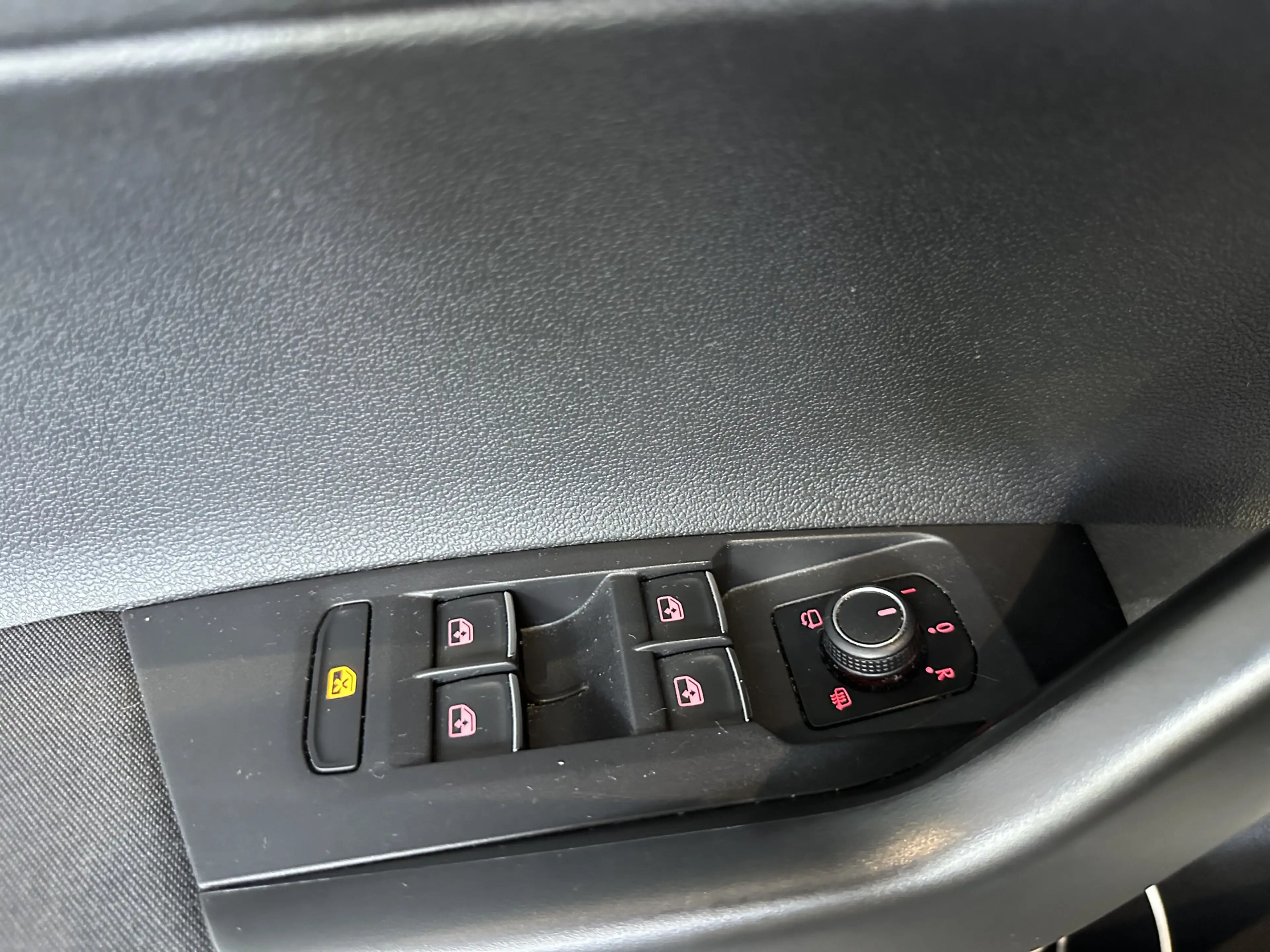 Volkswagen Polo 1.0 TSI R-Line BEATS|Panorama|LED|Carplay|NL NAP — photo 29