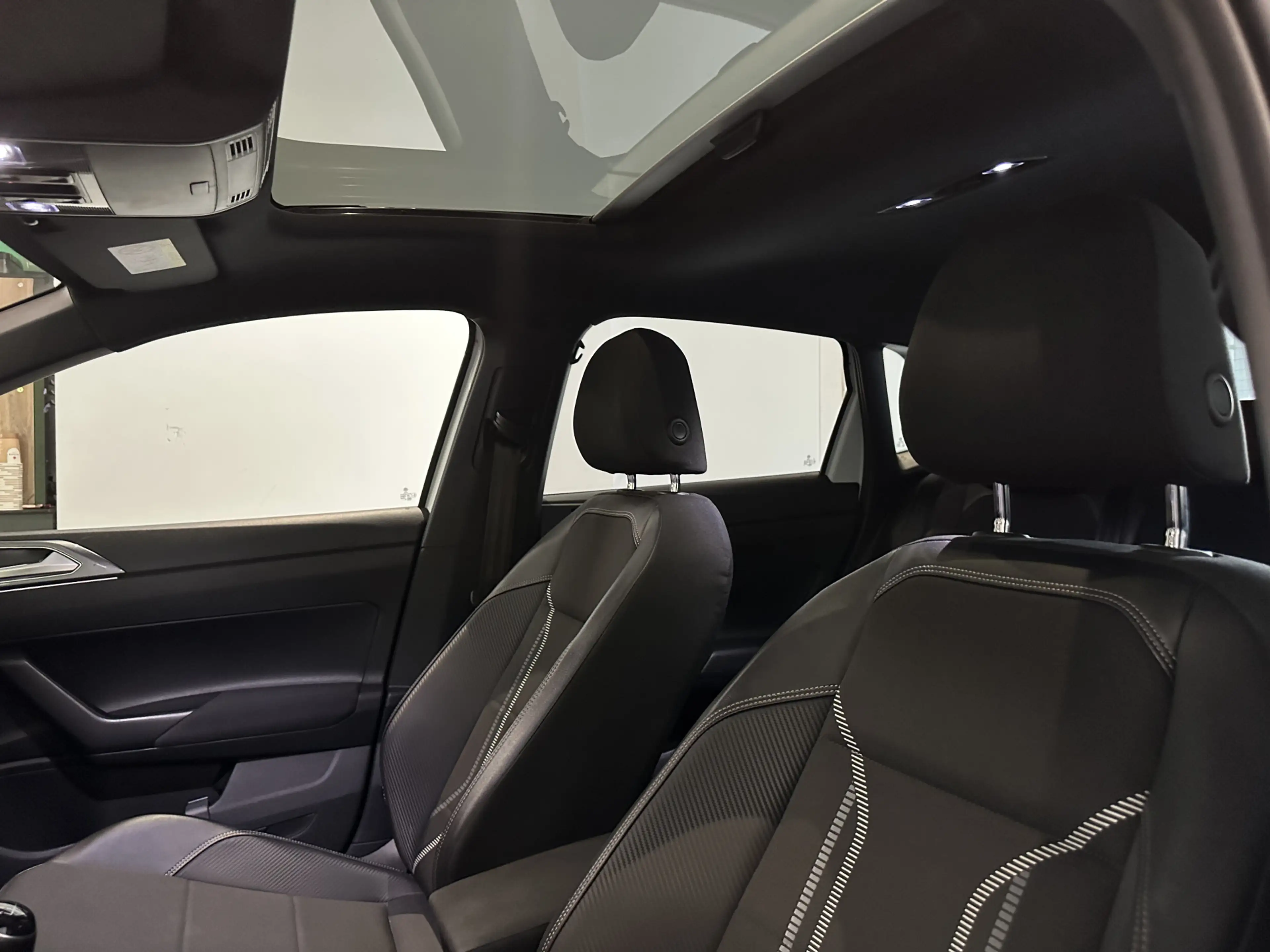 Volkswagen Polo 1.0 TSI R-Line BEATS|Panorama|LED|Carplay|NL NAP — photo 28
