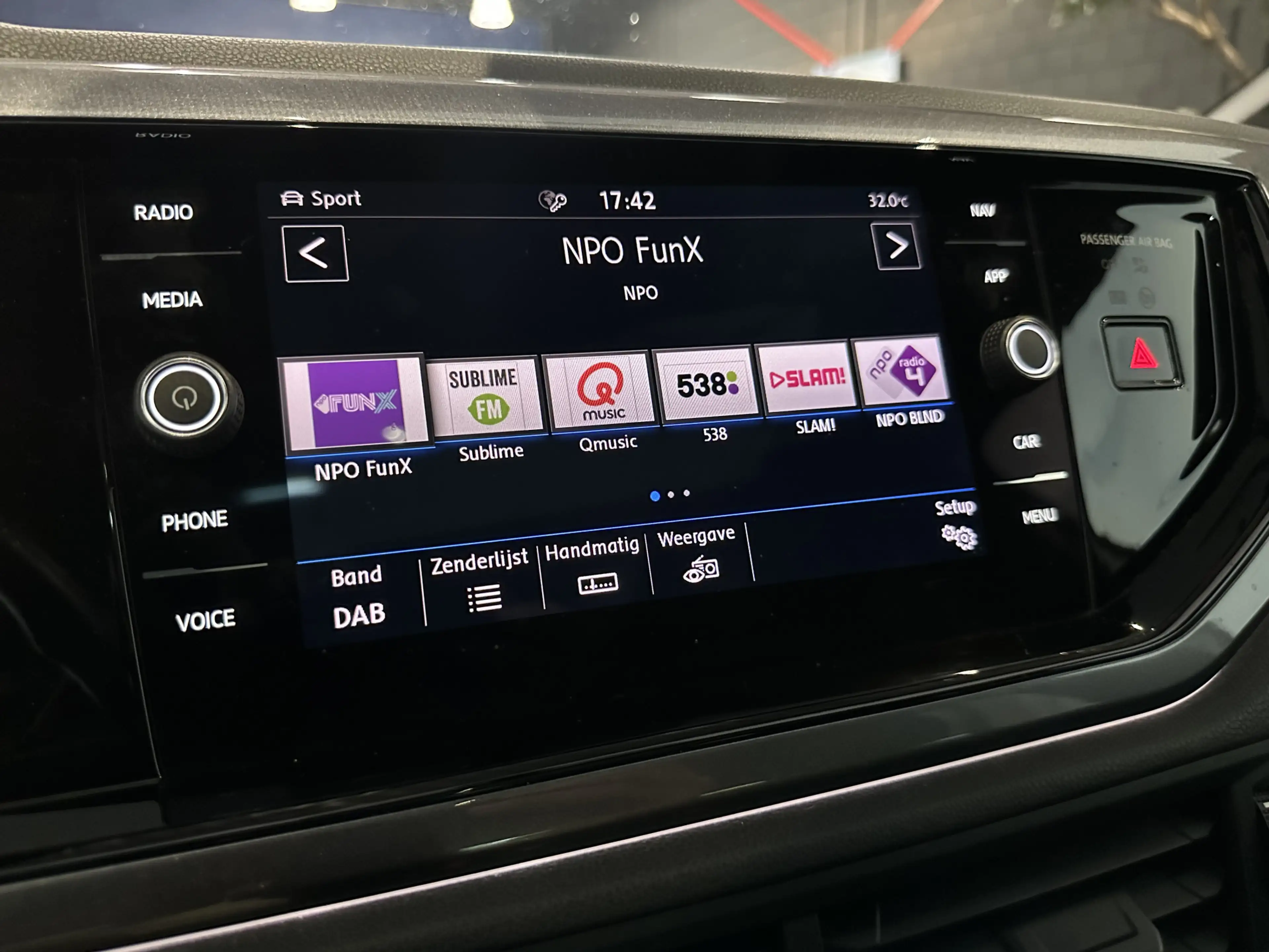 Volkswagen Polo 1.0 TSI R-Line BEATS|Panorama|LED|Carplay|NL NAP — photo 18