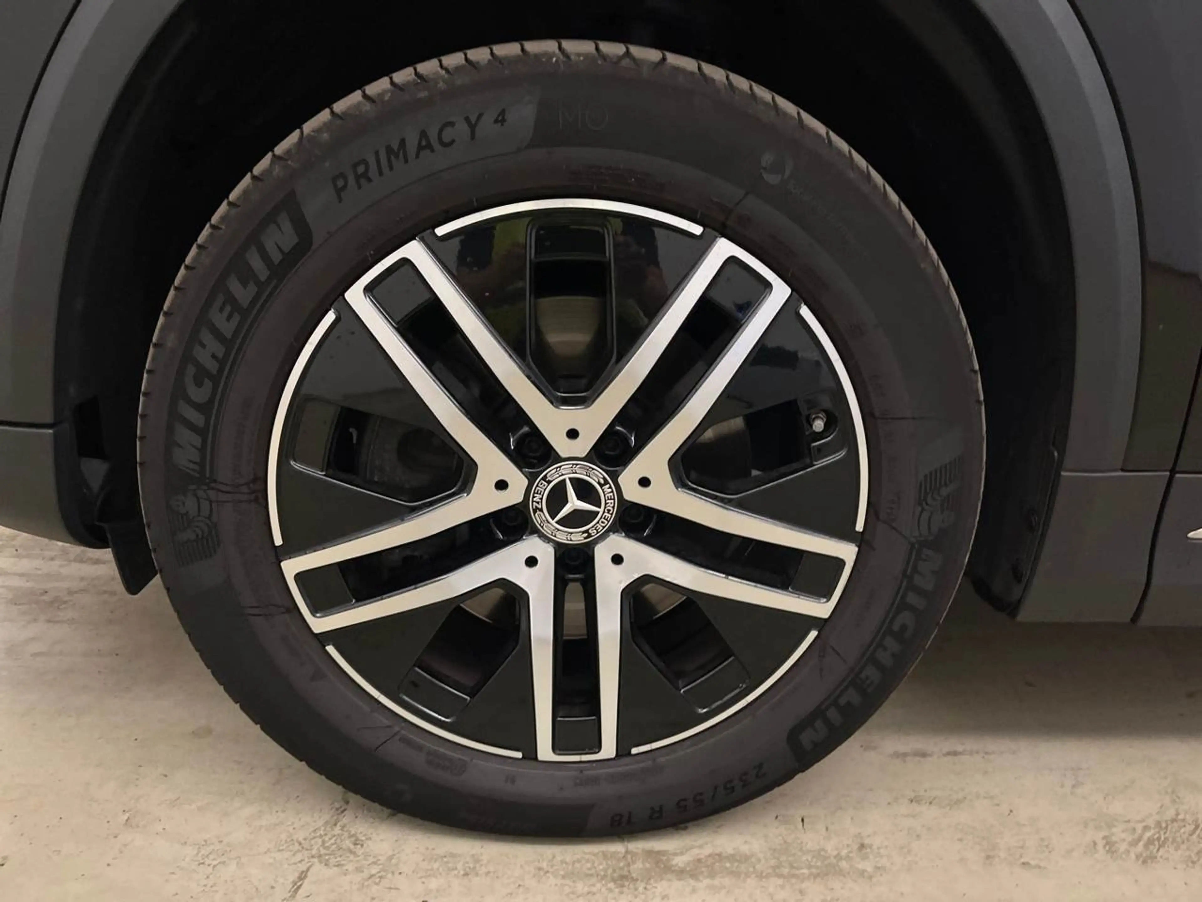 Mercedes-Benz GLA 220 d Progressive Key Lane Navi AUT Klima — photo 11