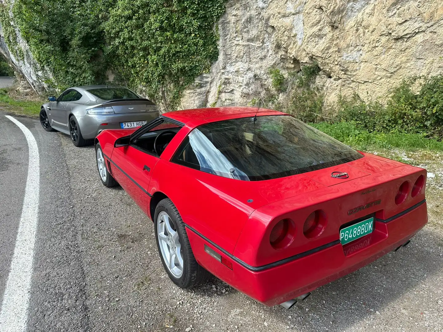Chevrolet Corvette Coupé - 2