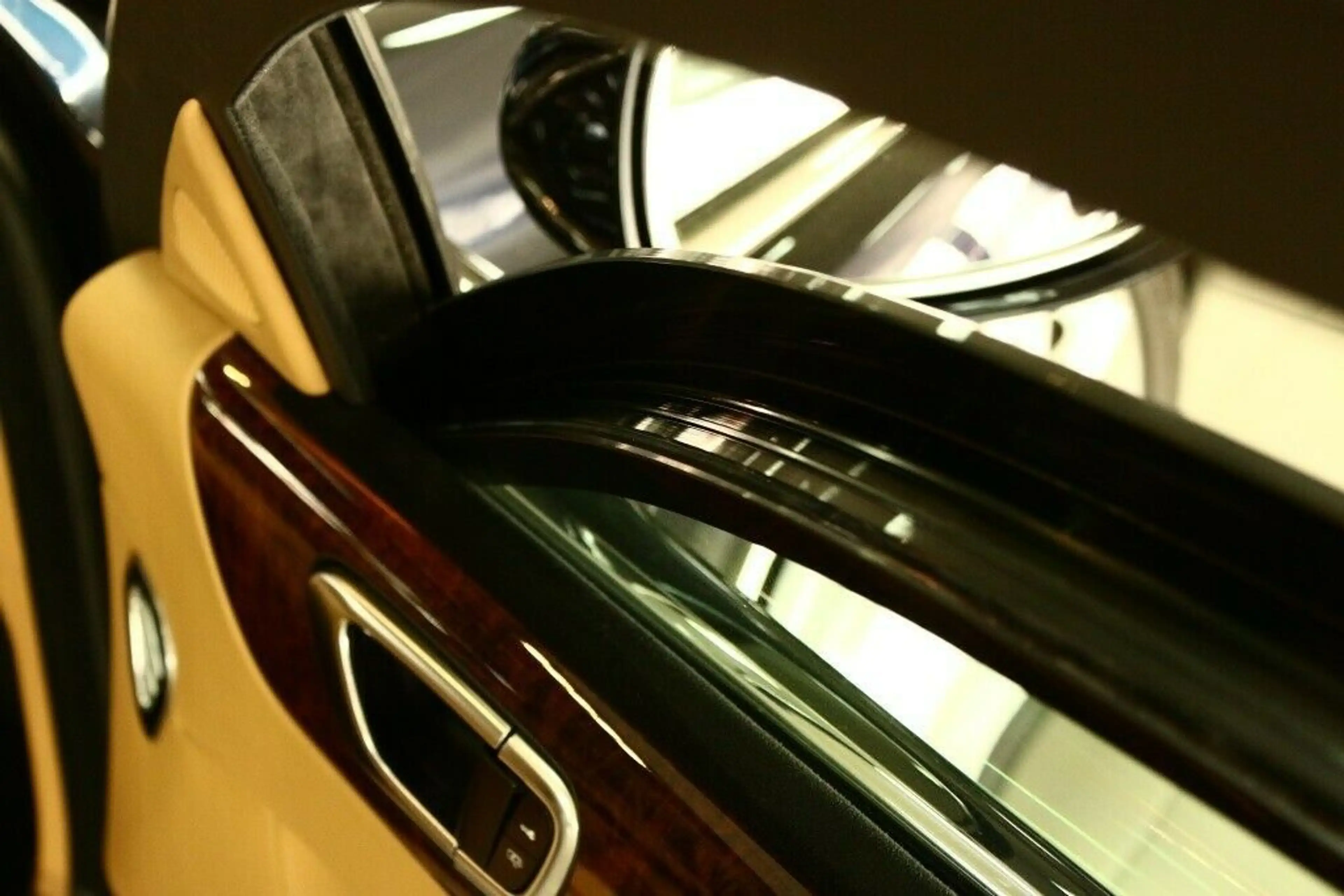 Bentley Flying Spur Flying SpurAWD+ARMORED/GEPANZERT B6/B7+1HD+33Tkm — photo 7