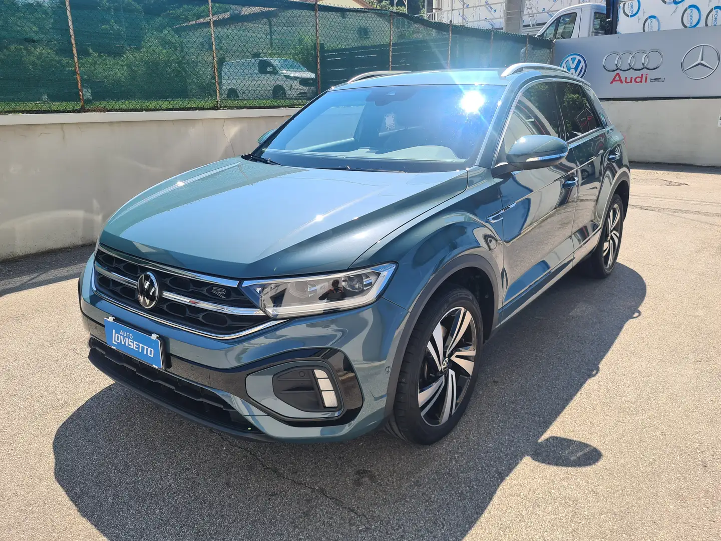 Volkswagen T-Roc T-Roc 2.0 tdi R-Line 4motion 150cv dsg Blu/Azzurro - 1