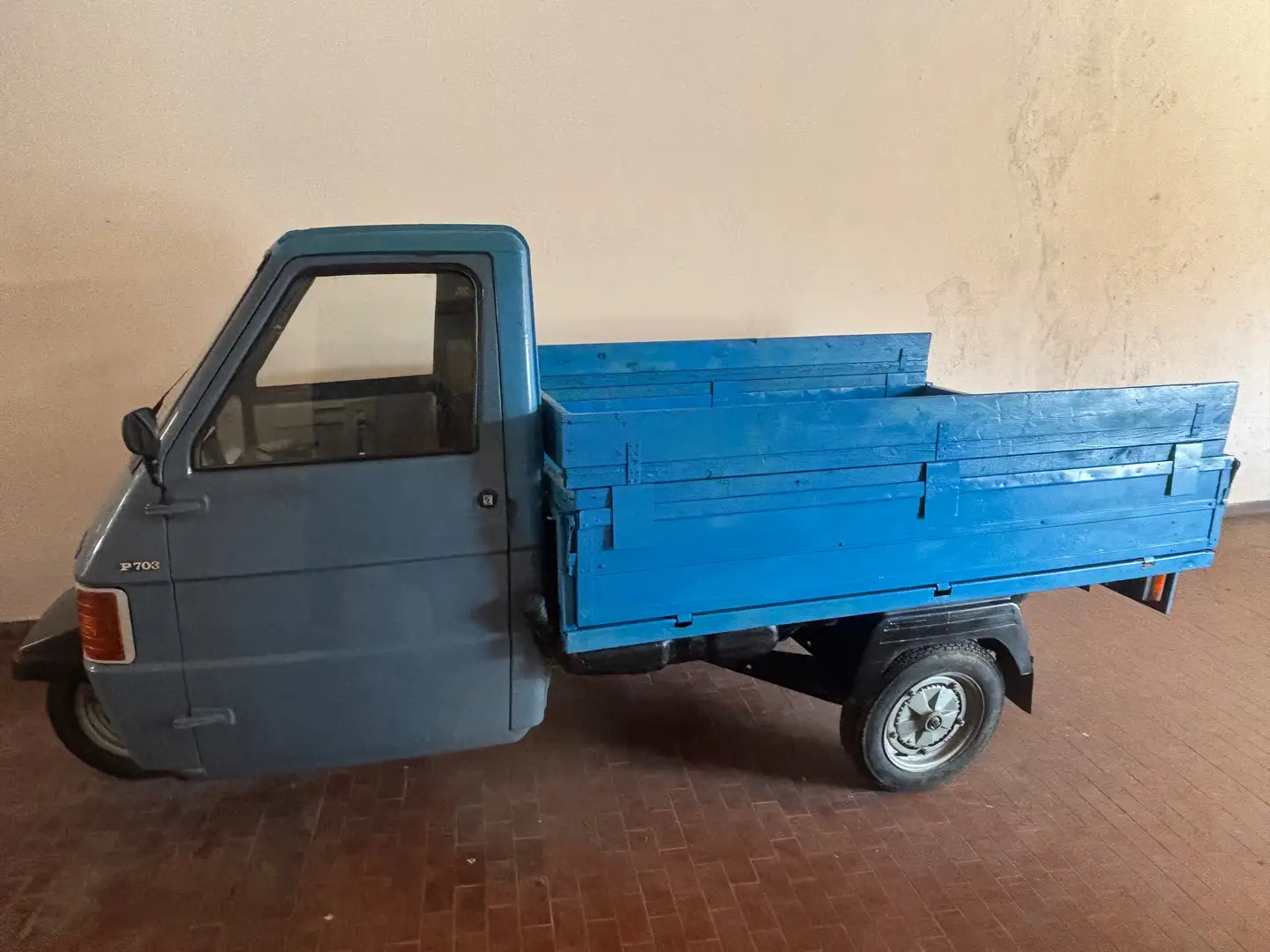 Piaggio Ape TM P703 Bleu - 2
