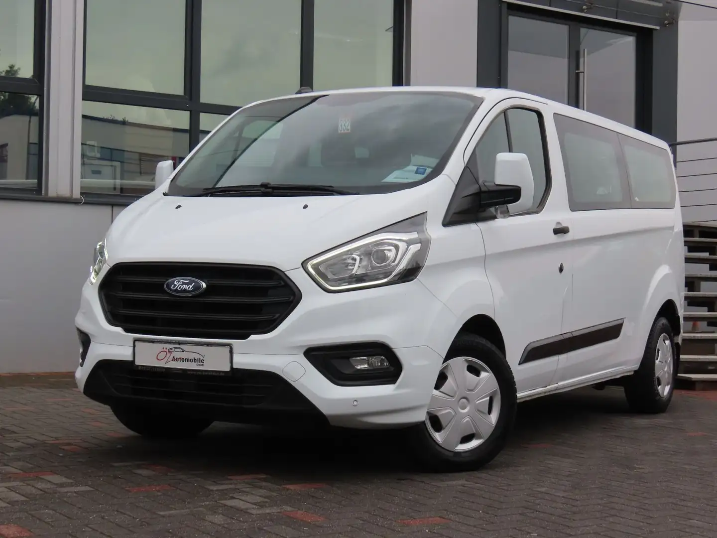 Ford Transit Custom 340 L2H1 9 Sitze CarPlay Navi Weiß - 2