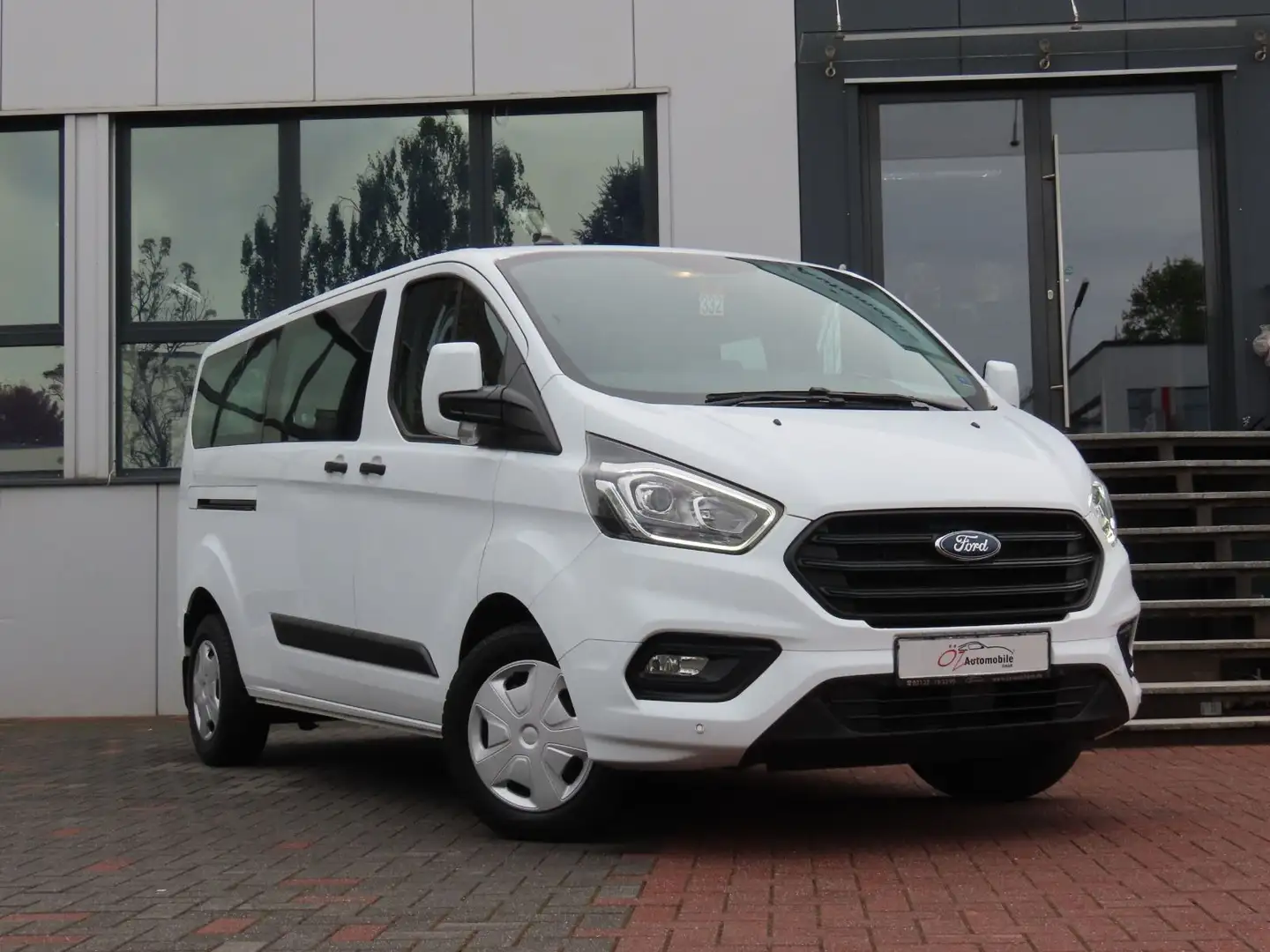 Ford Transit Custom 340 L2H1 9 Sitze CarPlay Navi Weiß - 1