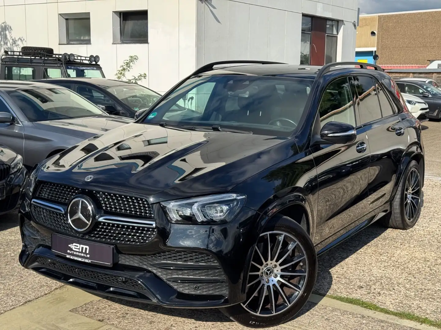 Mercedes-Benz GLE 350 e 4Matic AMG/LUFT/MASSAGE/PANO/360/BEAM Noir - 1