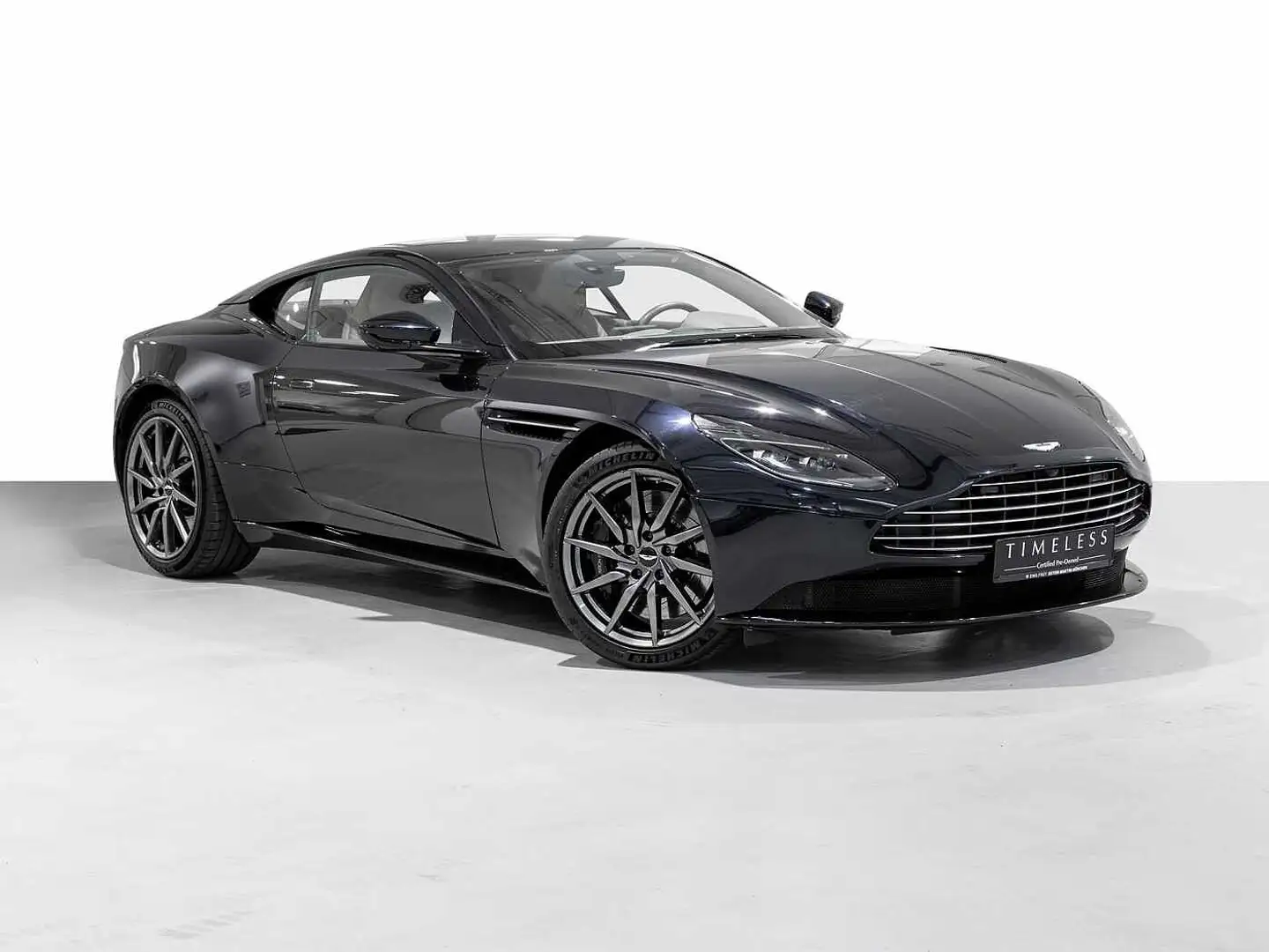 Aston Martin DB11 Blau - 1