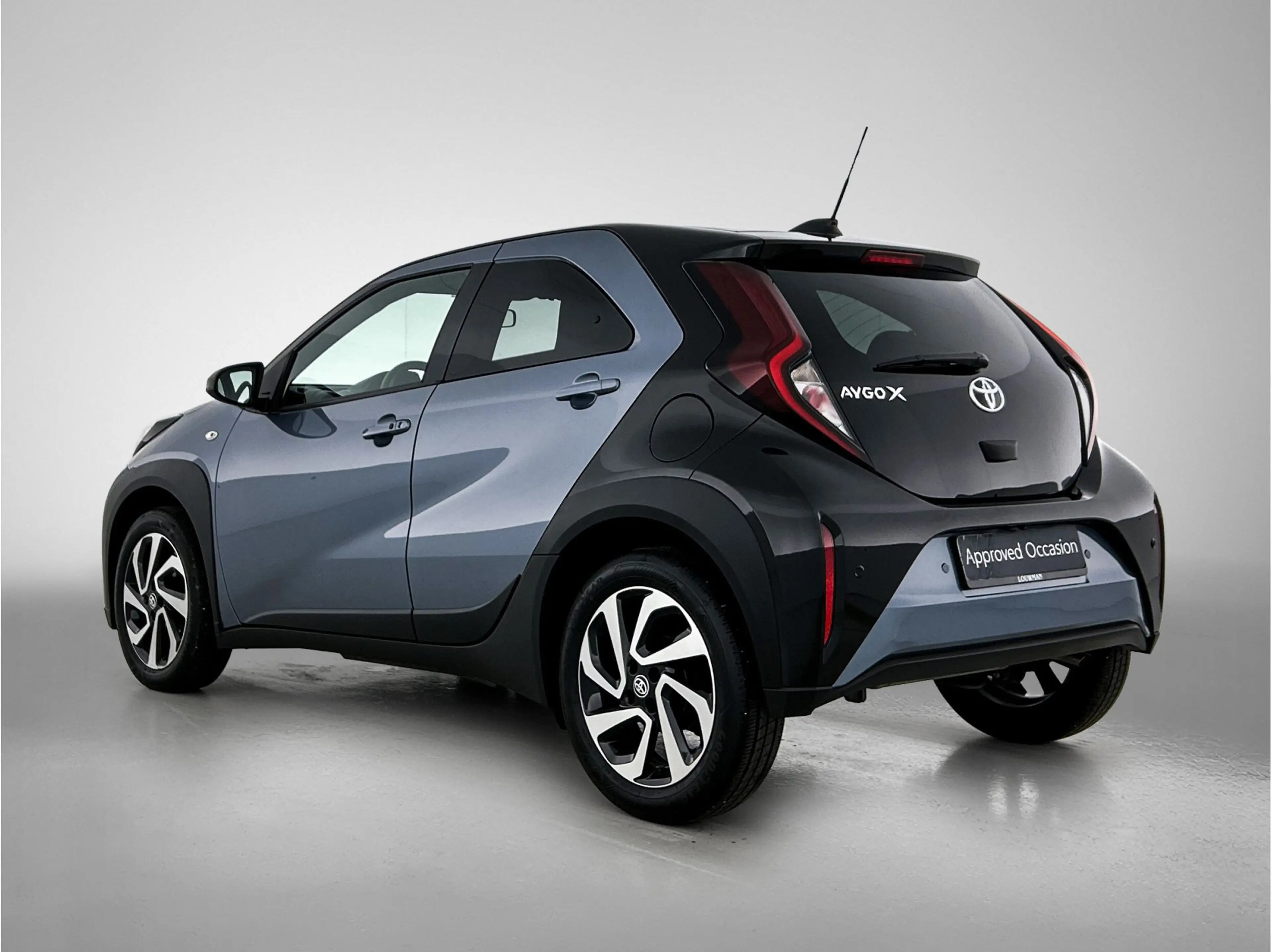 Toyota Aygo X 1.0 VVT-i S-CVT Pulse + | BTW Voertuig | Parkeerse — photo 15