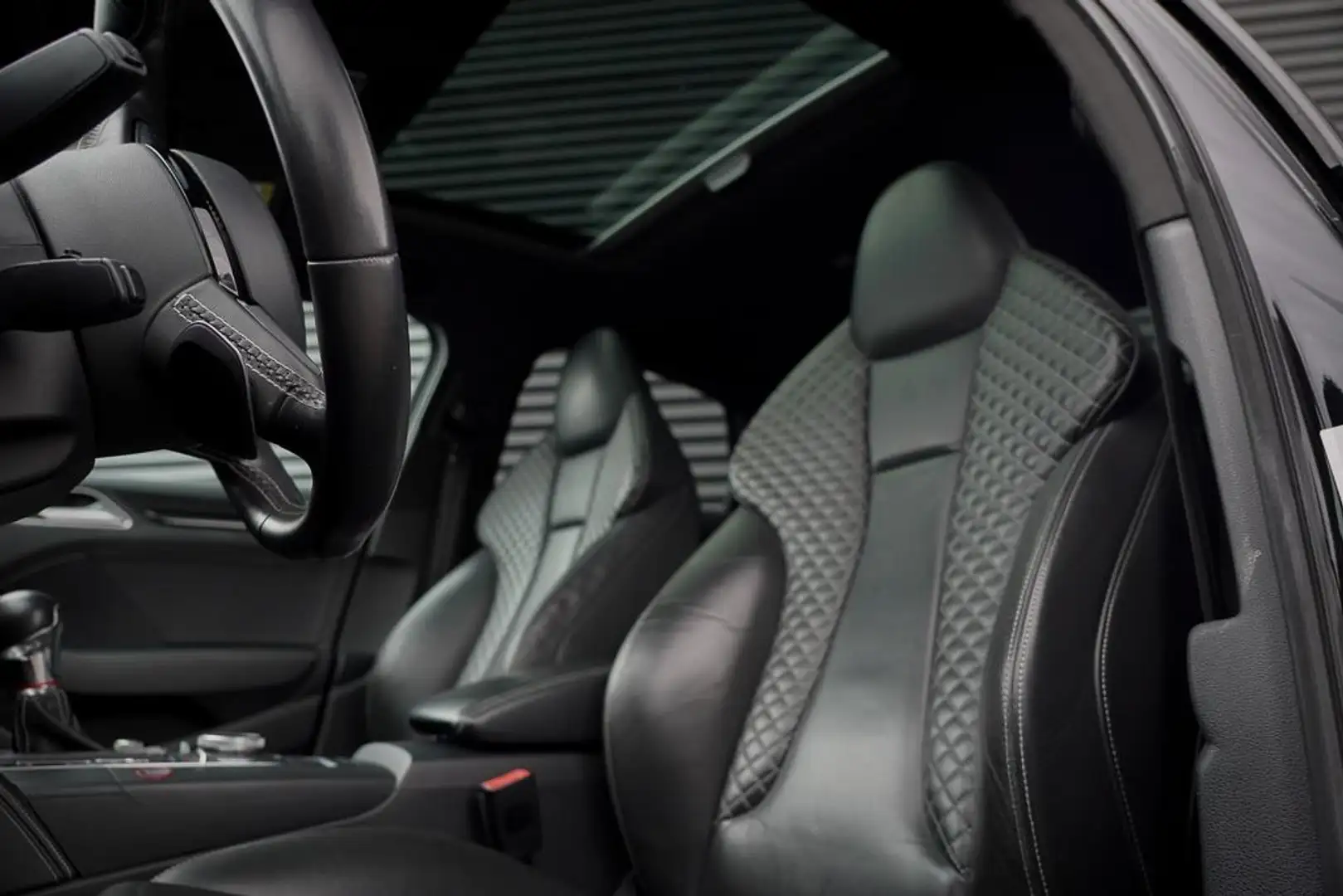 Audi A3 Limousine 2.0 TFSI S3 quattro / Pano / Stoelverwar Noir - 2