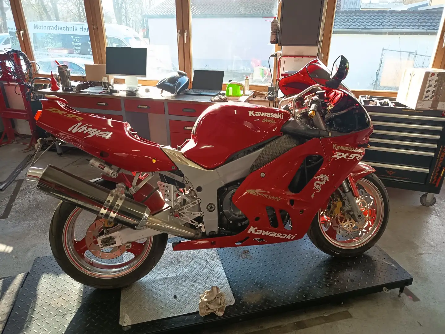 Kawasaki Ninja ZX-9R Rojo - 1