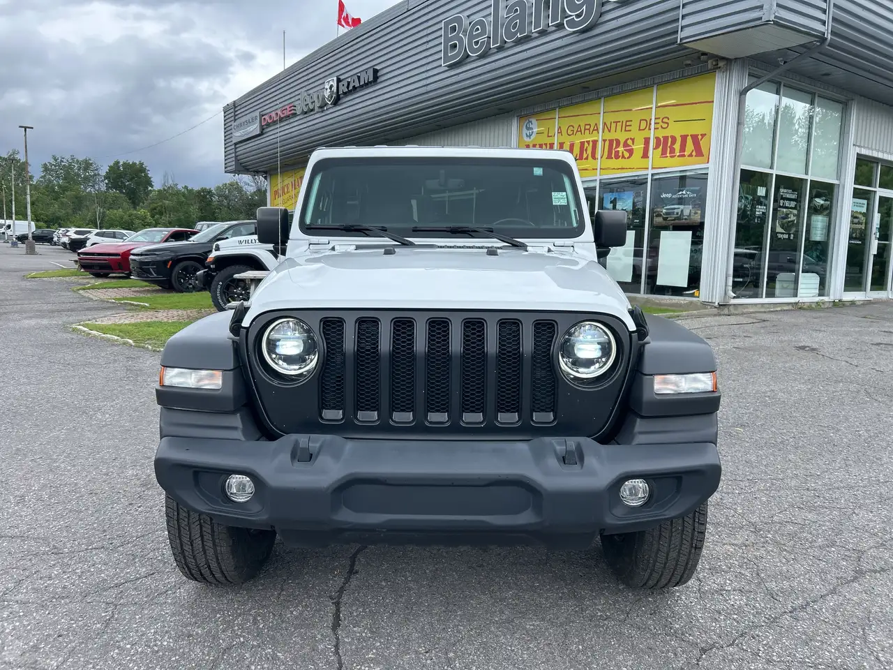 Jeep Wrangler снимка Jeep Wrangler
