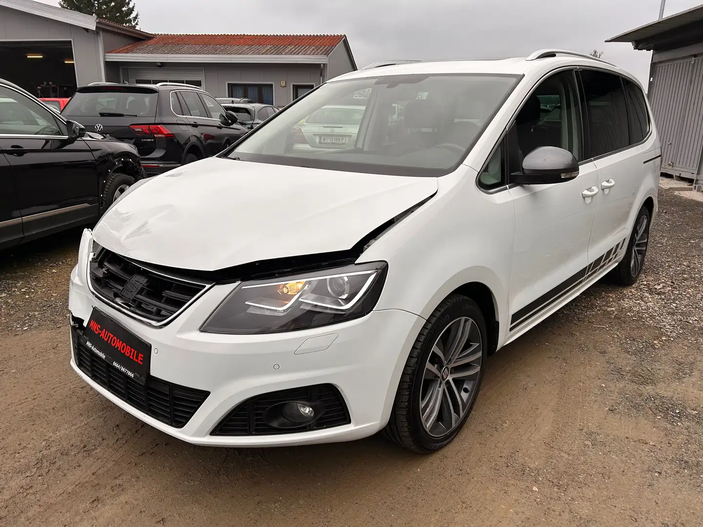 SEAT Alhambra FR-Line 2.0 TDI DSG 7 Sitze Xenon Navi 18 Zoll Weiß - 1