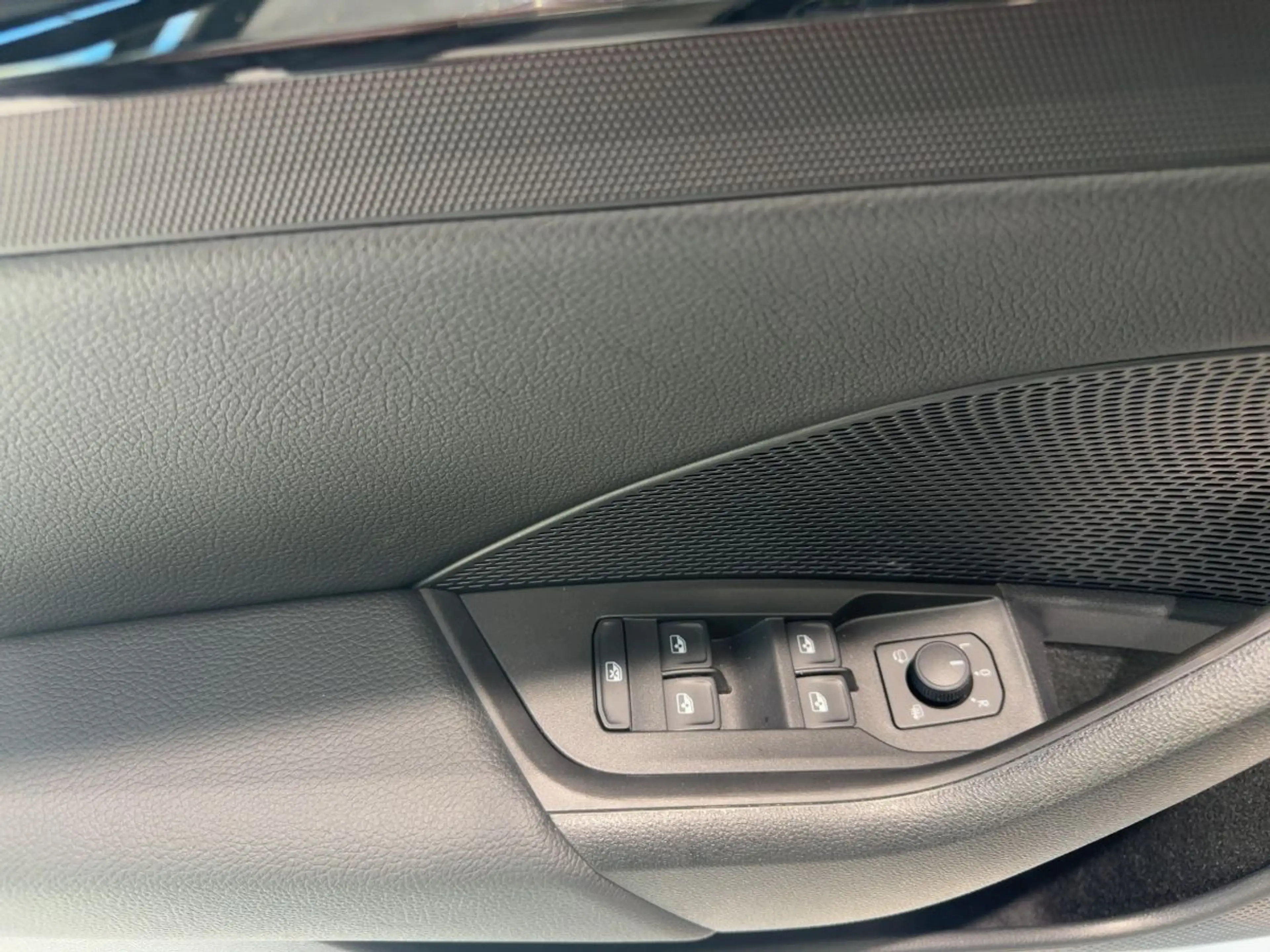 Skoda Octavia Combi Sportline 2,0 TSI 150 kW 7-Gang-DS — photo 13