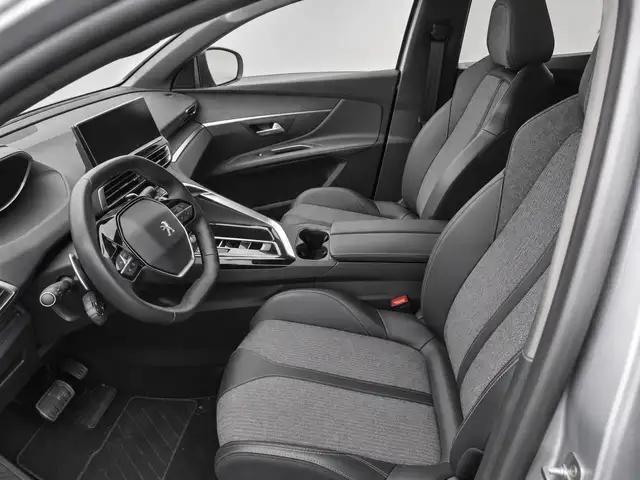 Peugeot 5008 view 3