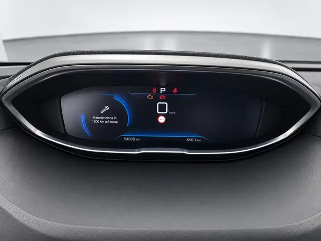 Peugeot 5008 view 6