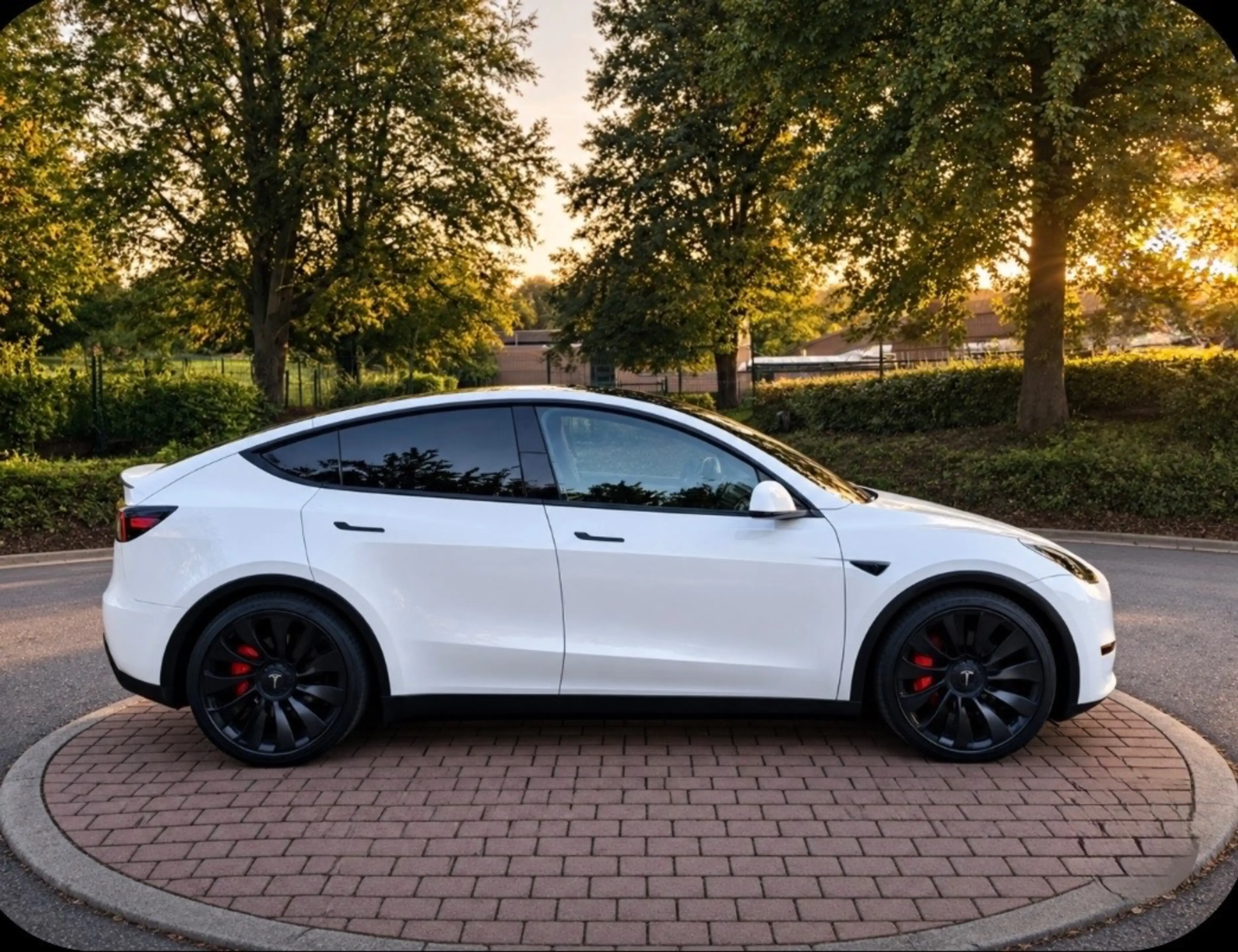 Tesla Model Y PERFORMANCE | AWD 4X4 | JANTES 21 | GARANTIE TESLA 2030 | AUTOPILOT !!! — photo 5