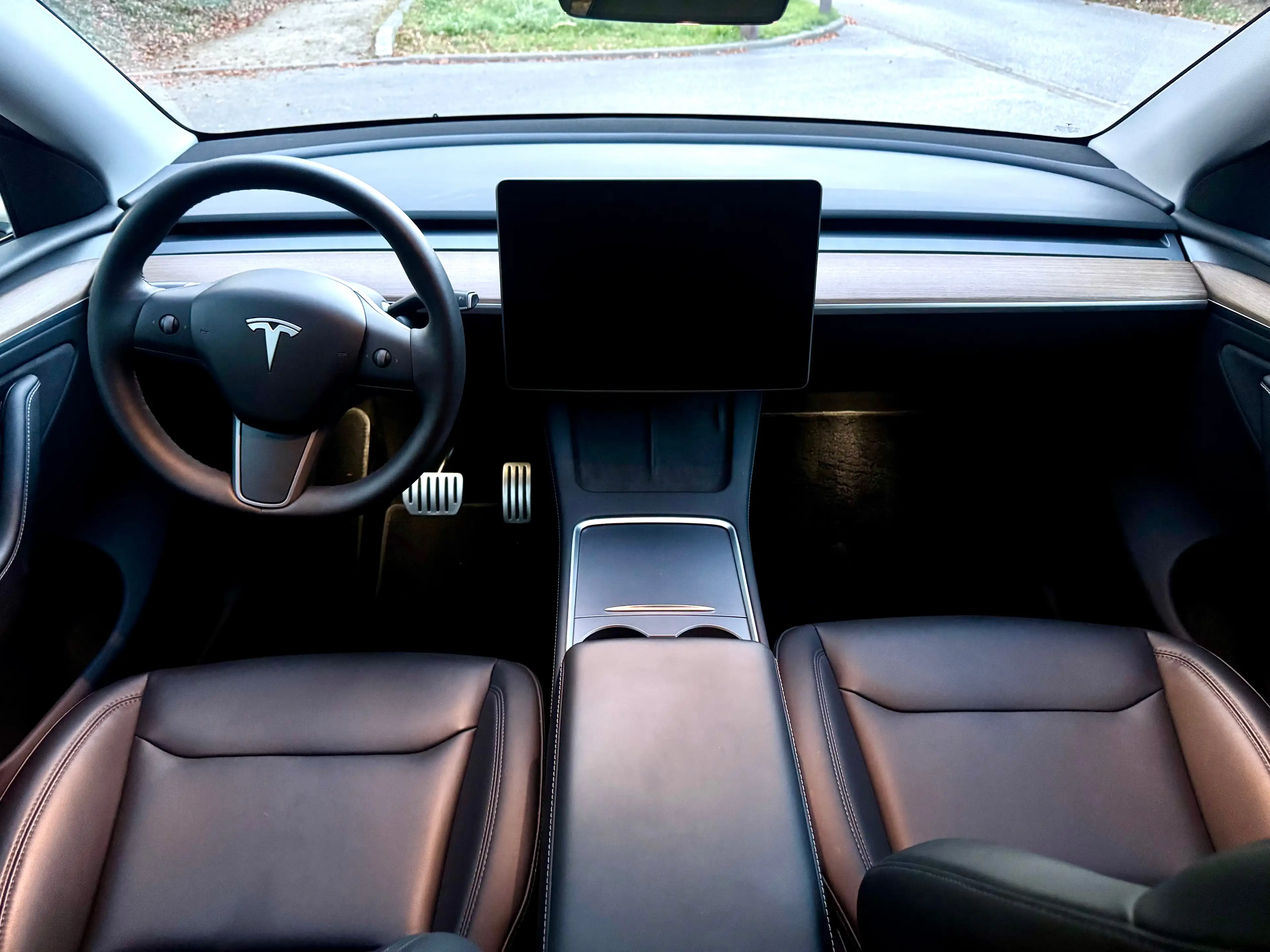 Tesla Model Y PERFORMANCE | AWD 4X4 | JANTES 21 | GARANTIE TESLA 2030 | AUTOPILOT !!! — photo 9