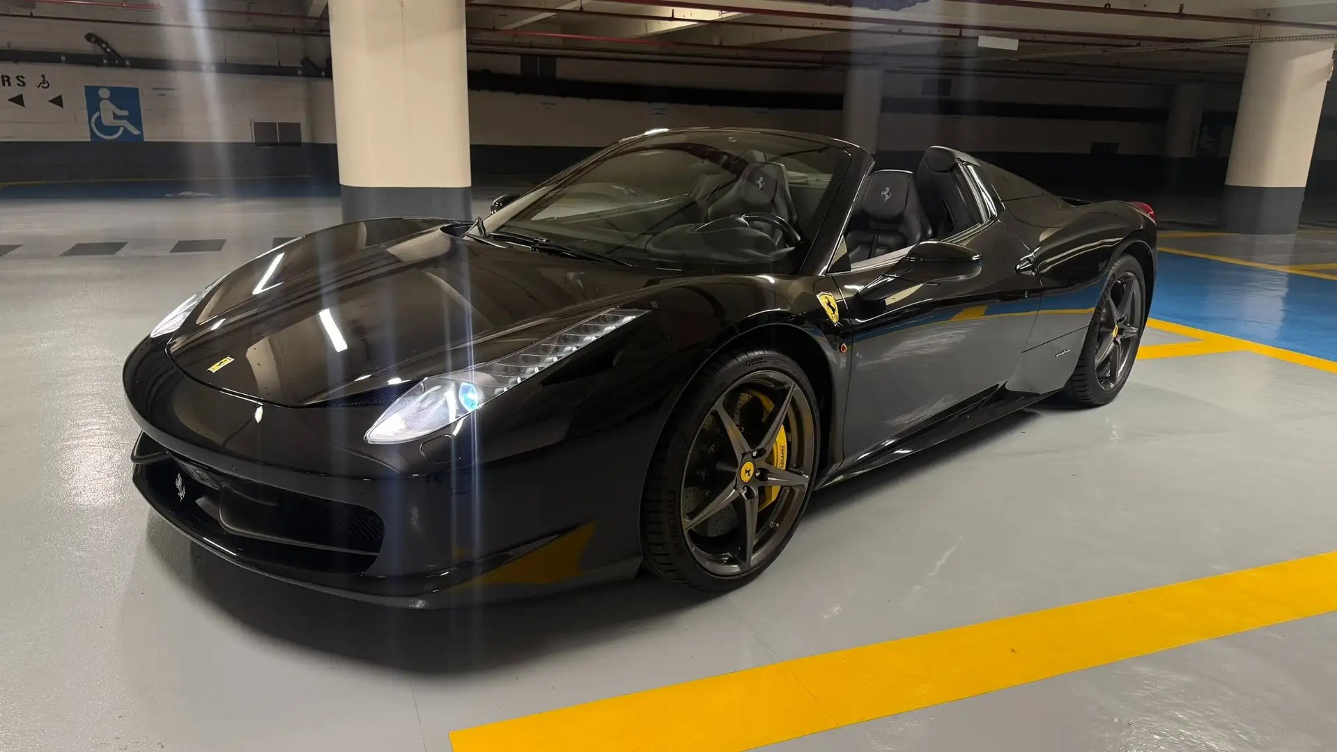Ferrari 458 458 Spider 4.5 V8 570ch Negro - 1