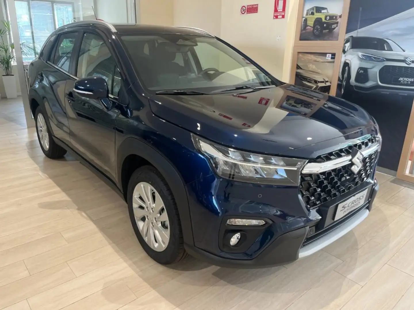 Suzuki S-Cross 1.4 Hybrid 4WD AllGrip Top Bianco - 1