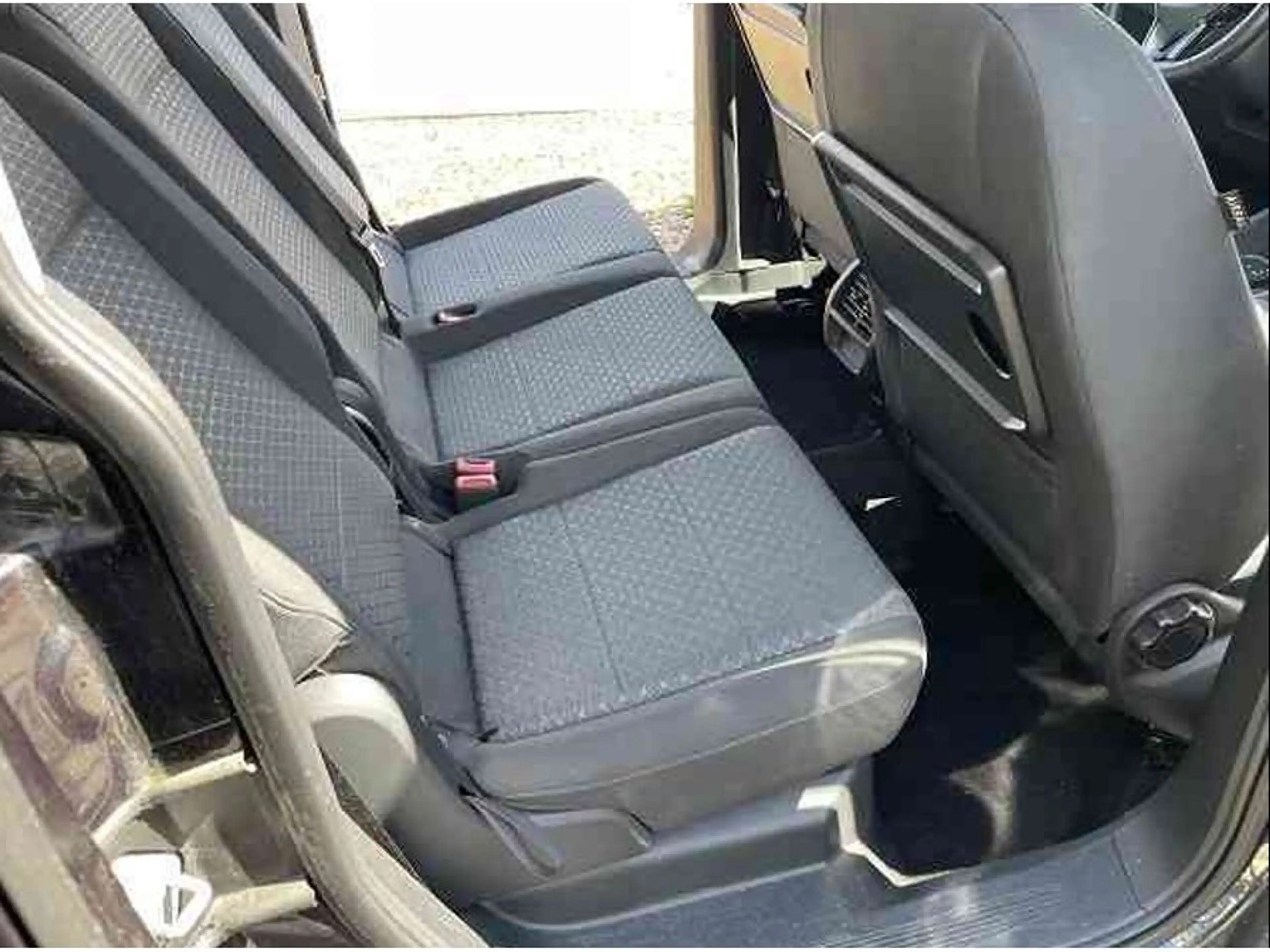 Ford Tourneo Connect 2.0 Titanium Aut./AHK/CAM/7-Sitz — photo 3