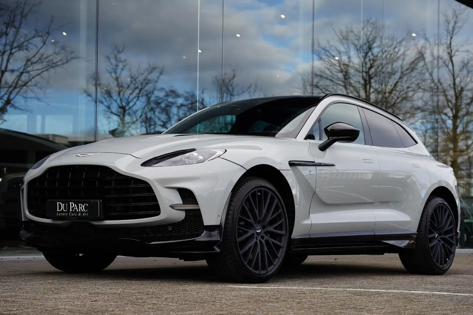 Aston Martin DBX 4.0 V8 707 GERESERVEERD Weiß - 2