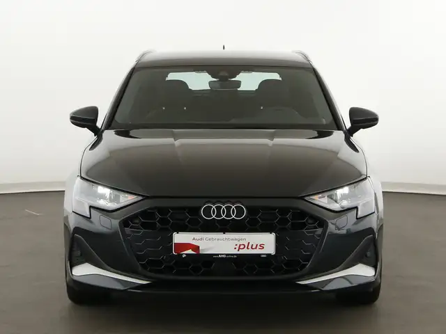 Audi A3 view 4