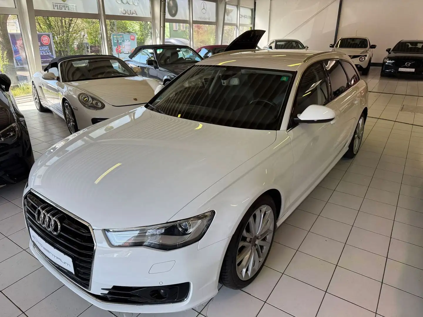 Audi A6 3.0 TDI/Navi/Kamera/ACC/PDC Weiß - 2