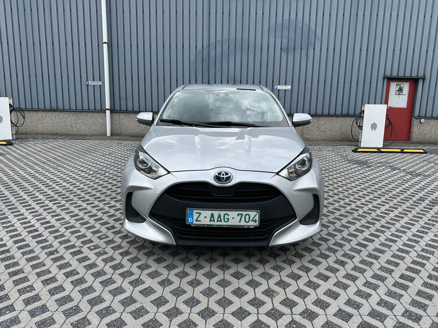 Toyota Yaris 1.5i HYBRIDE TVA  ttc - 1