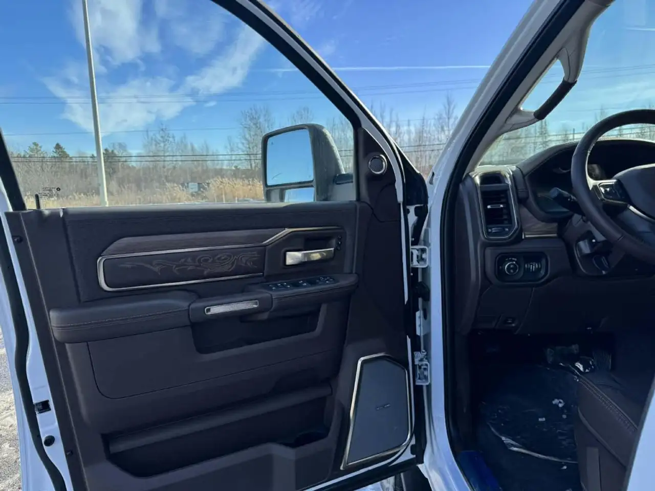 RAM 2500 снимка RAM 2500