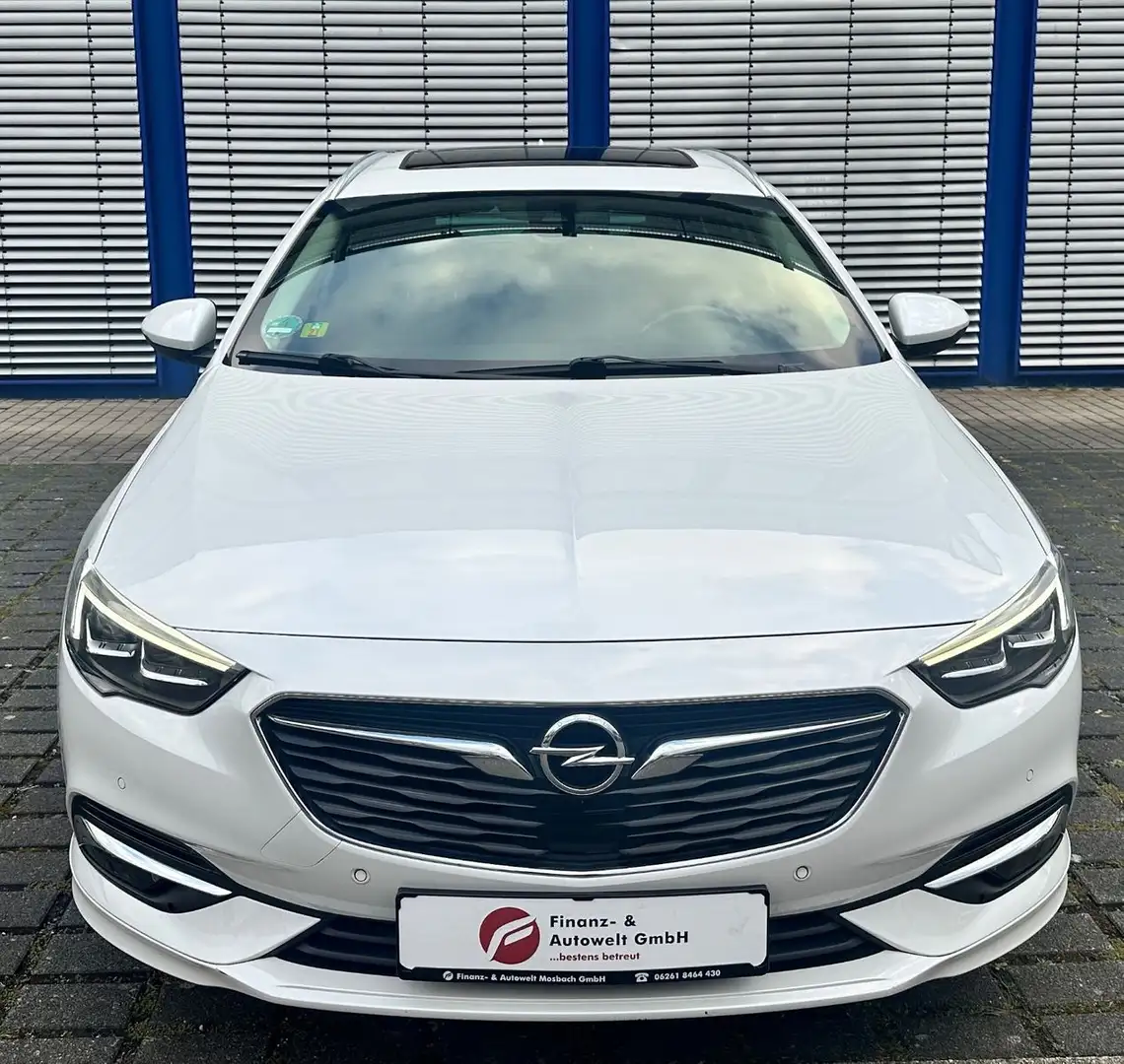 Opel Insignia B ST 2.0 Turbo Exclusive 4x4/OPC/Pano White - 2