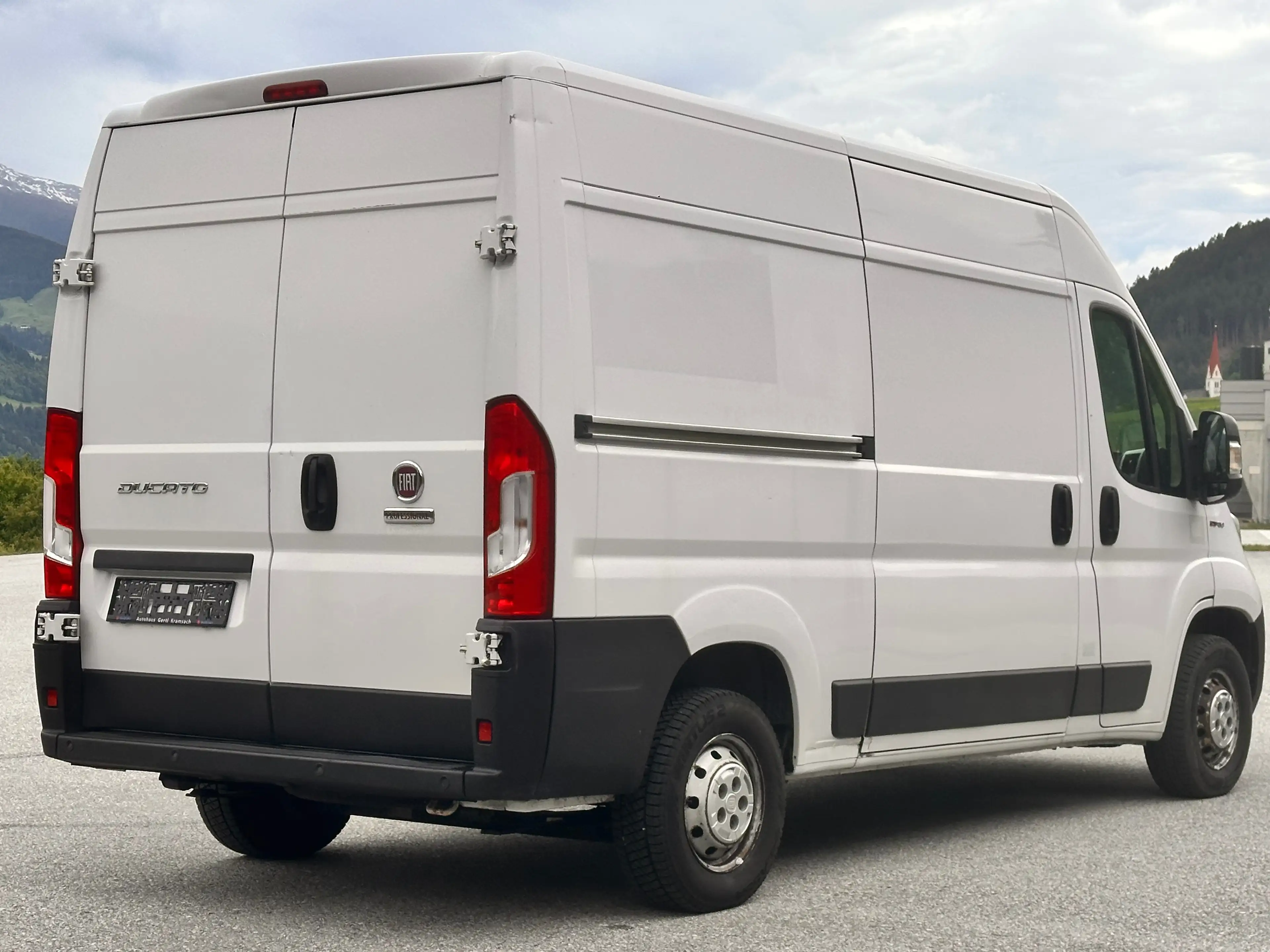 Fiat Ducato 2.3 130PS L2H2 RS: 3450 mm / 120 tkm / mwst.A. — photo 8
