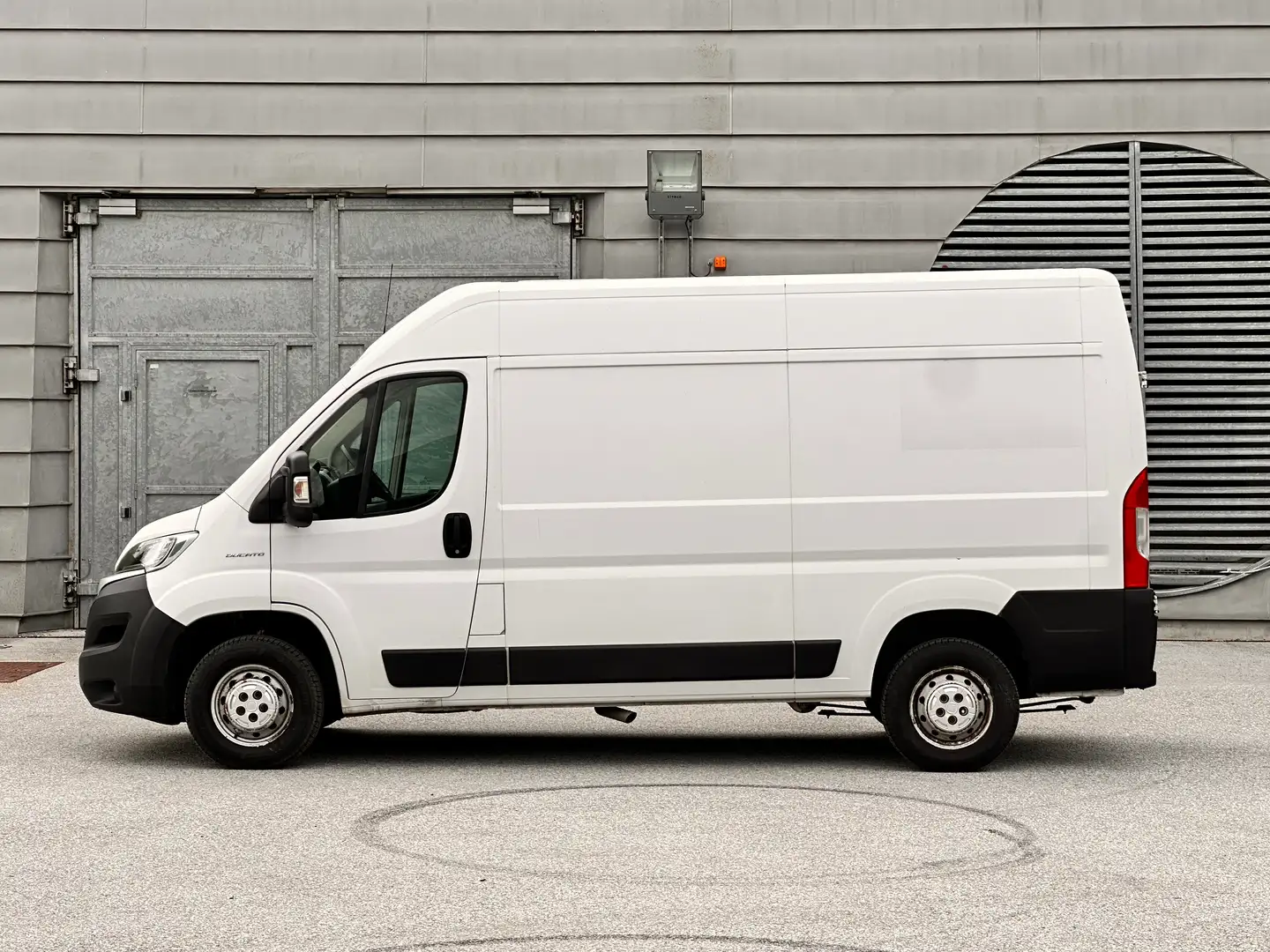 Fiat Ducato 2.3 130PS L2H2 RS: 3450 mm / 120 tkm / mwst.A. Weiß - 1
