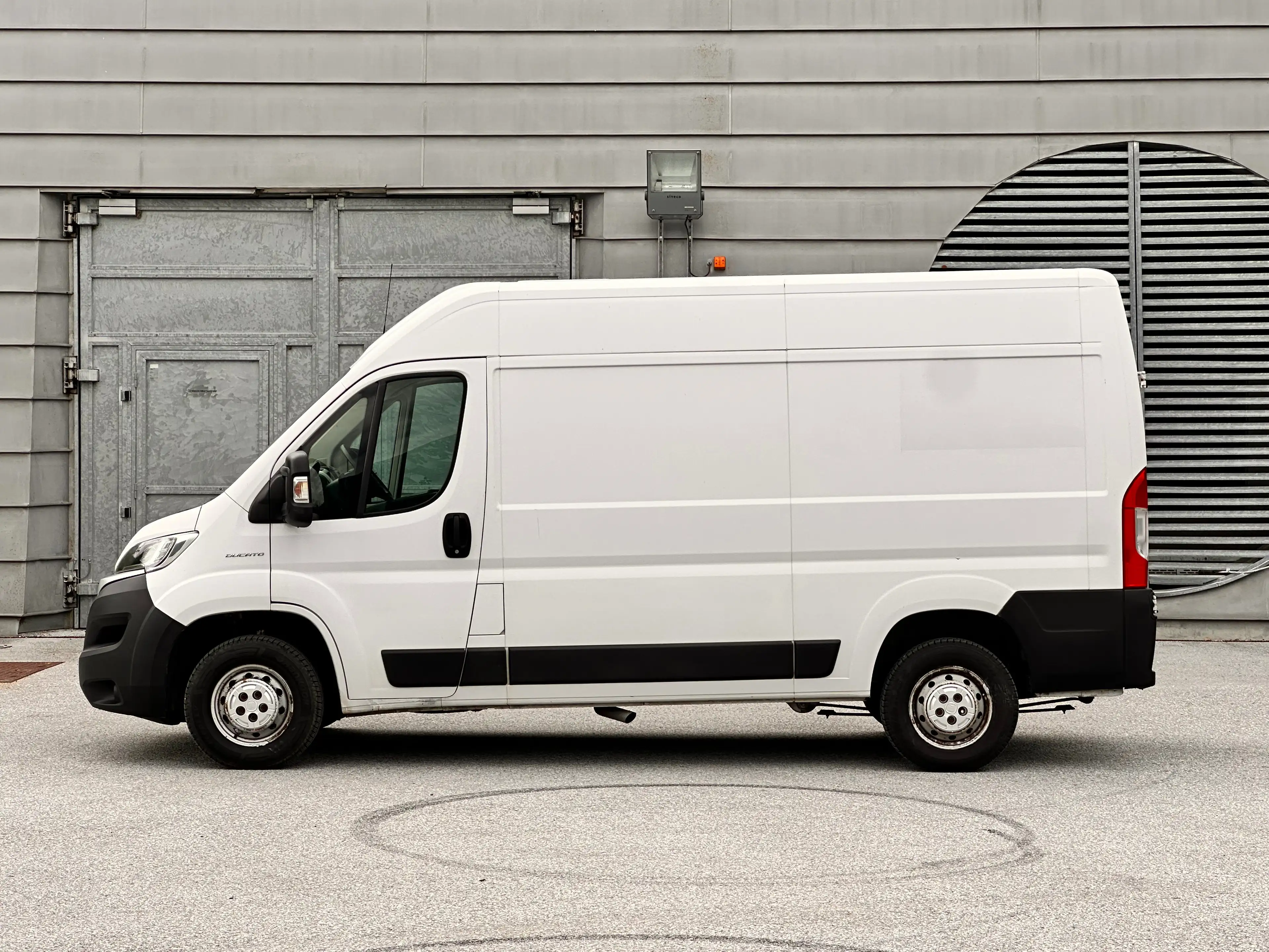Fiat Ducato 2.3 130PS L2H2 RS: 3450 mm / 120 tkm / mwst.A.