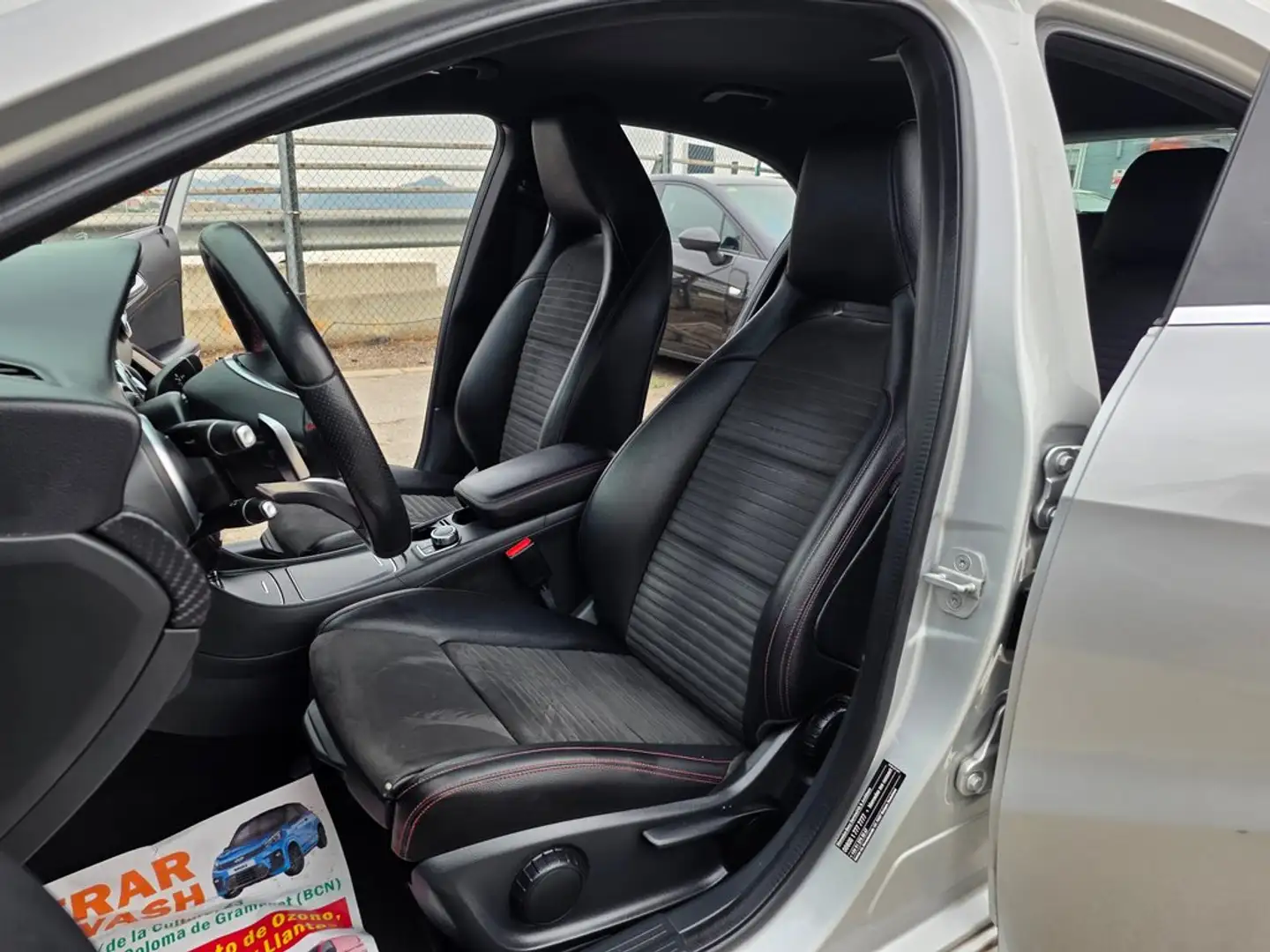Mercedes-Benz A 200 d Gris - 1