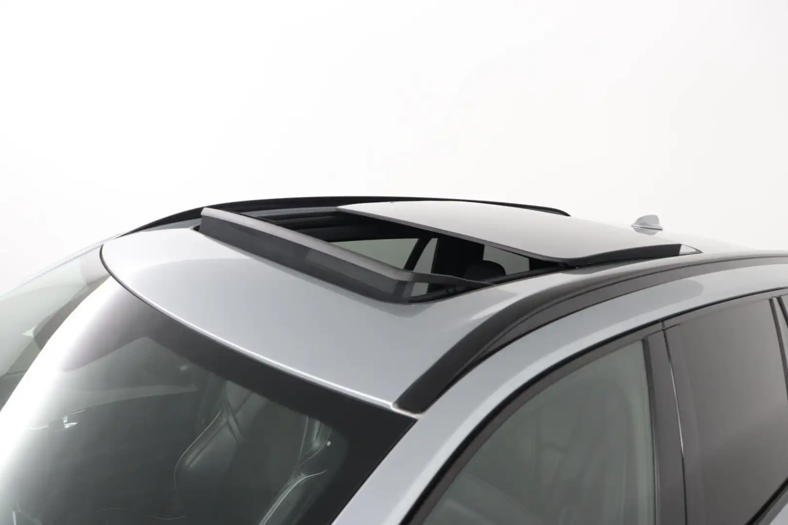 Volvo XC90 2.0 T8 Twin Engine AWD Inscription R-Design 7P.|NA Gris - 2